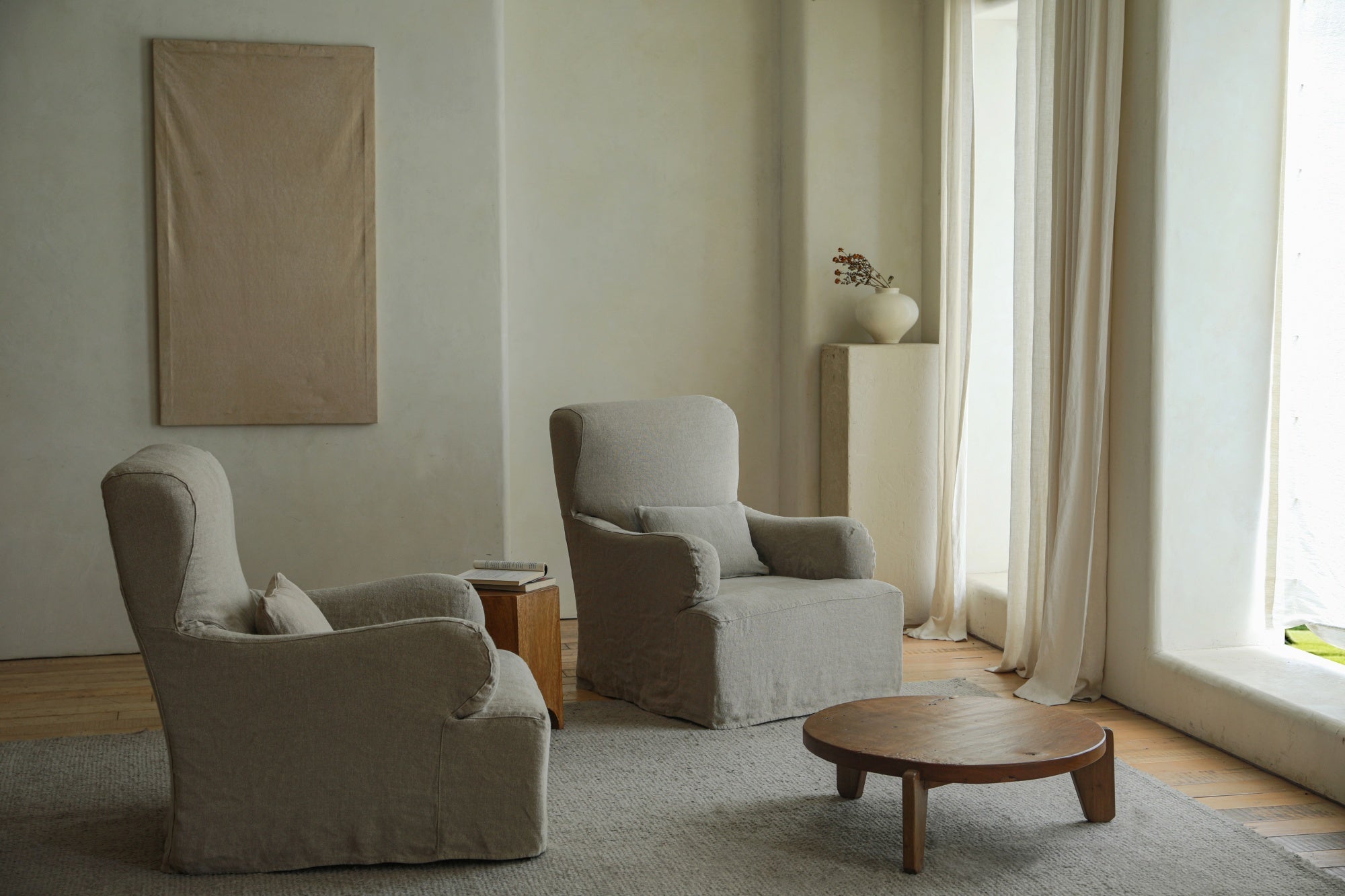 How to Fit a Large Armchair in a Small Apartment?