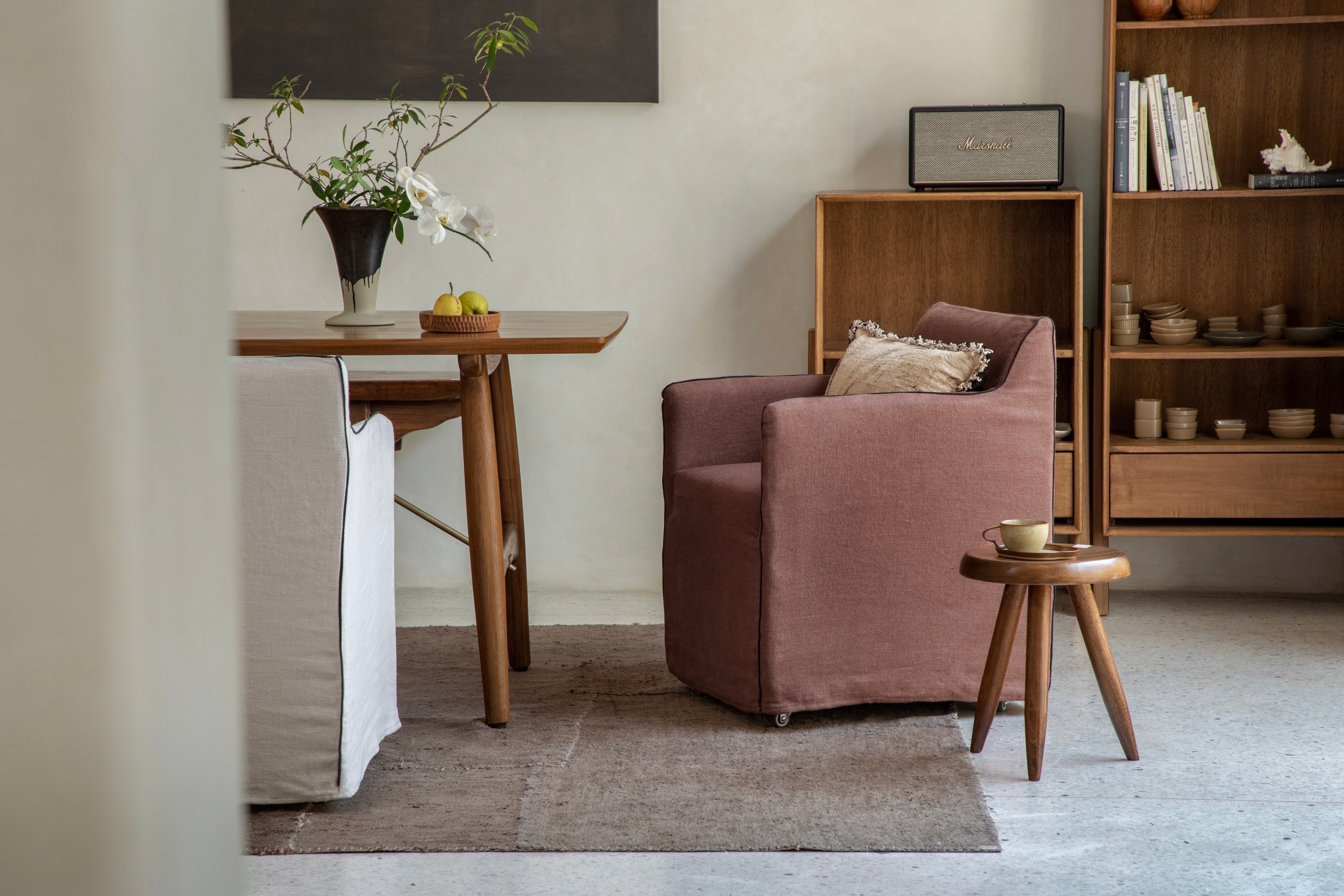How to Mix Dining Chair Styles Without Making Your Dining Room Look Messy