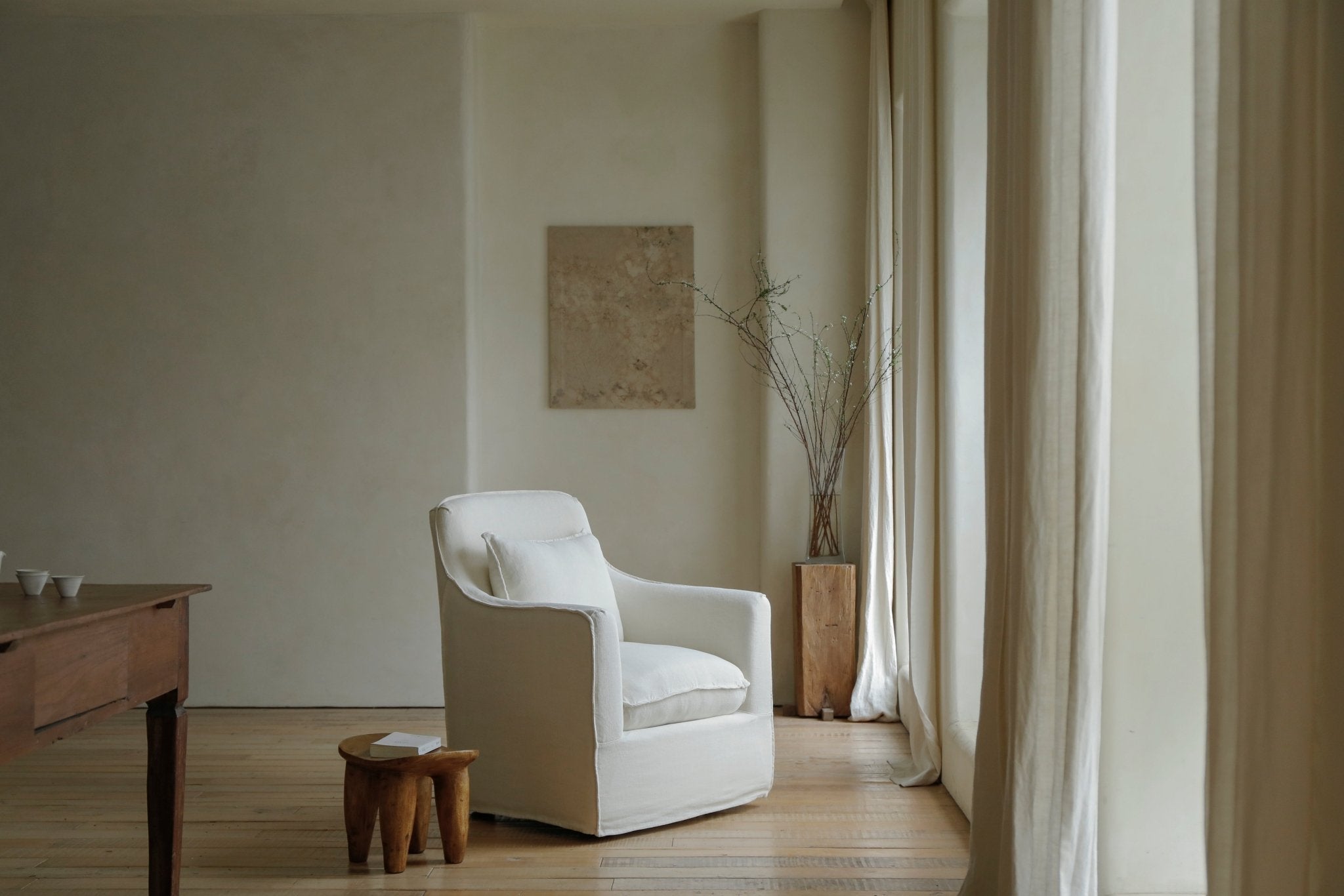 Sofa Chair vs. Lounge Chair: What's the Real Difference? - ZM Home