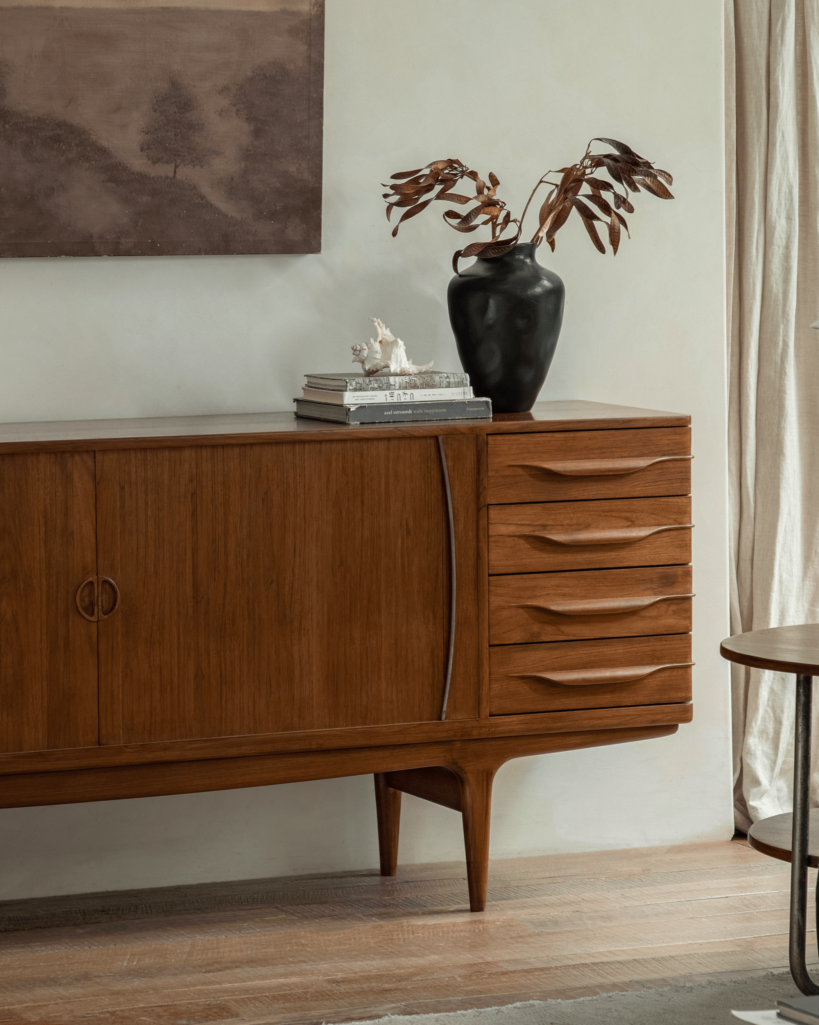 NO.424 Venice Sideboard - ZM Home