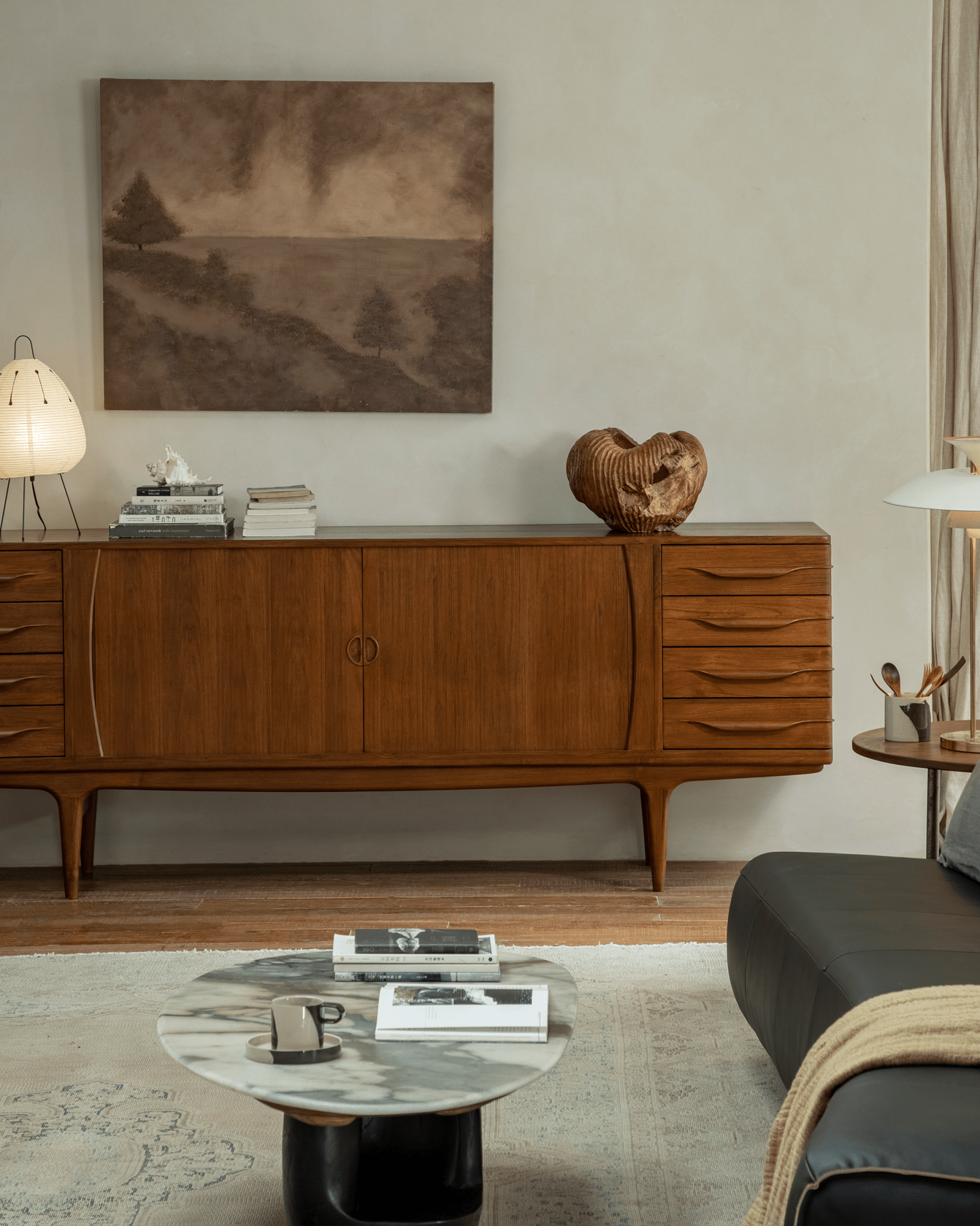 NO.424 Venice Sideboard - ZM Home