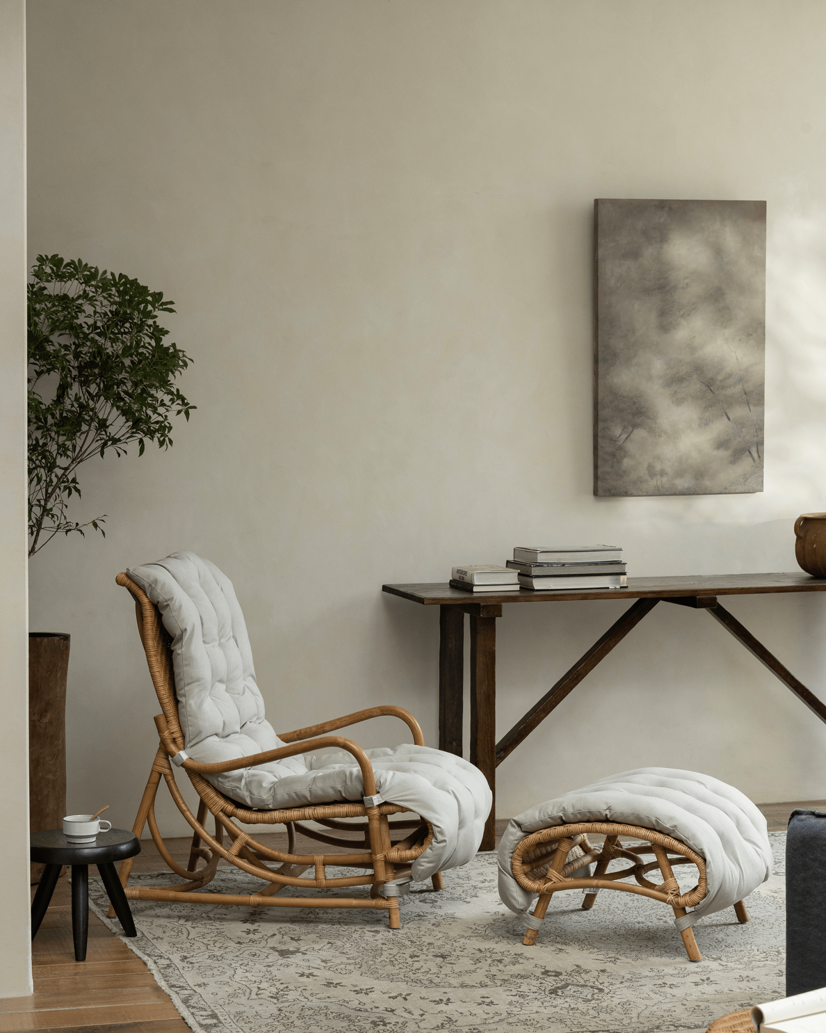 Nalgae Rattan Lounge Chair - ZM Home