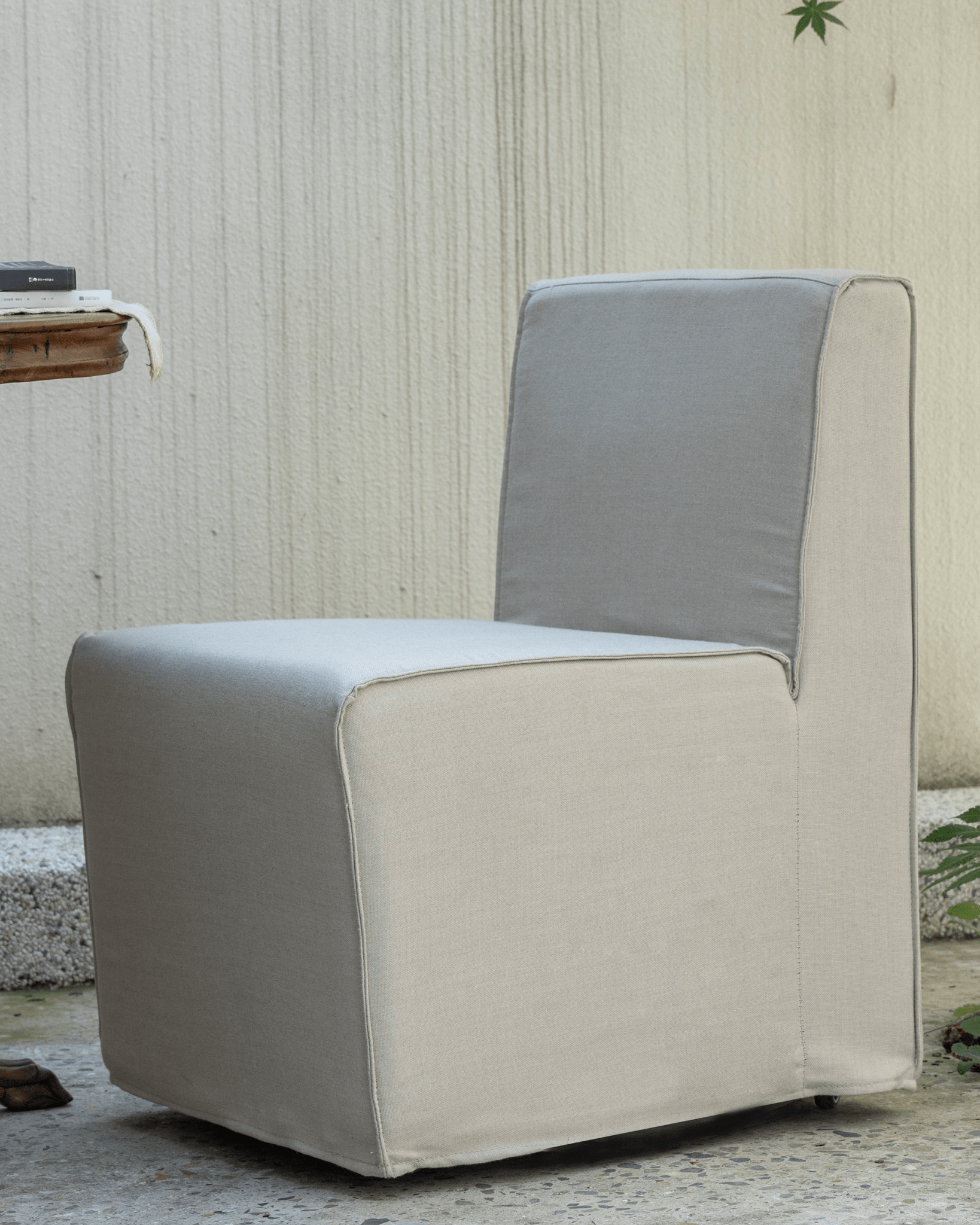 Tundra Caster Sofa Chair - ZM Home
