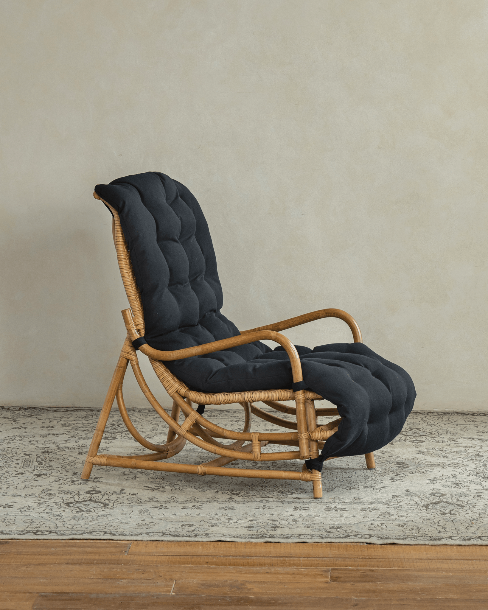 Nalgae Rattan Lounge Chair - ZM Home