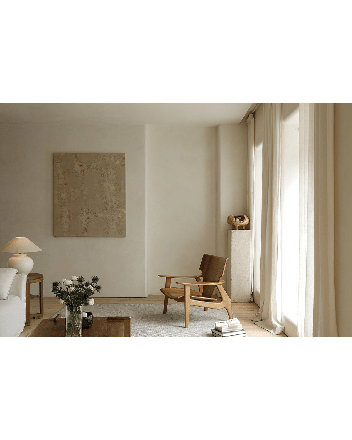 Wooden Zen Armchair in a Minimalist Interior - Ergonomic design for relaxation and comfort.