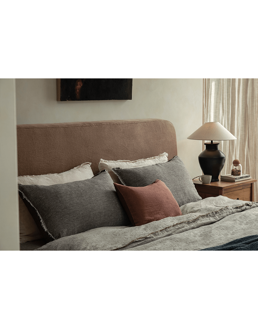 Guni Slipcover Linen Bed - ZM Home