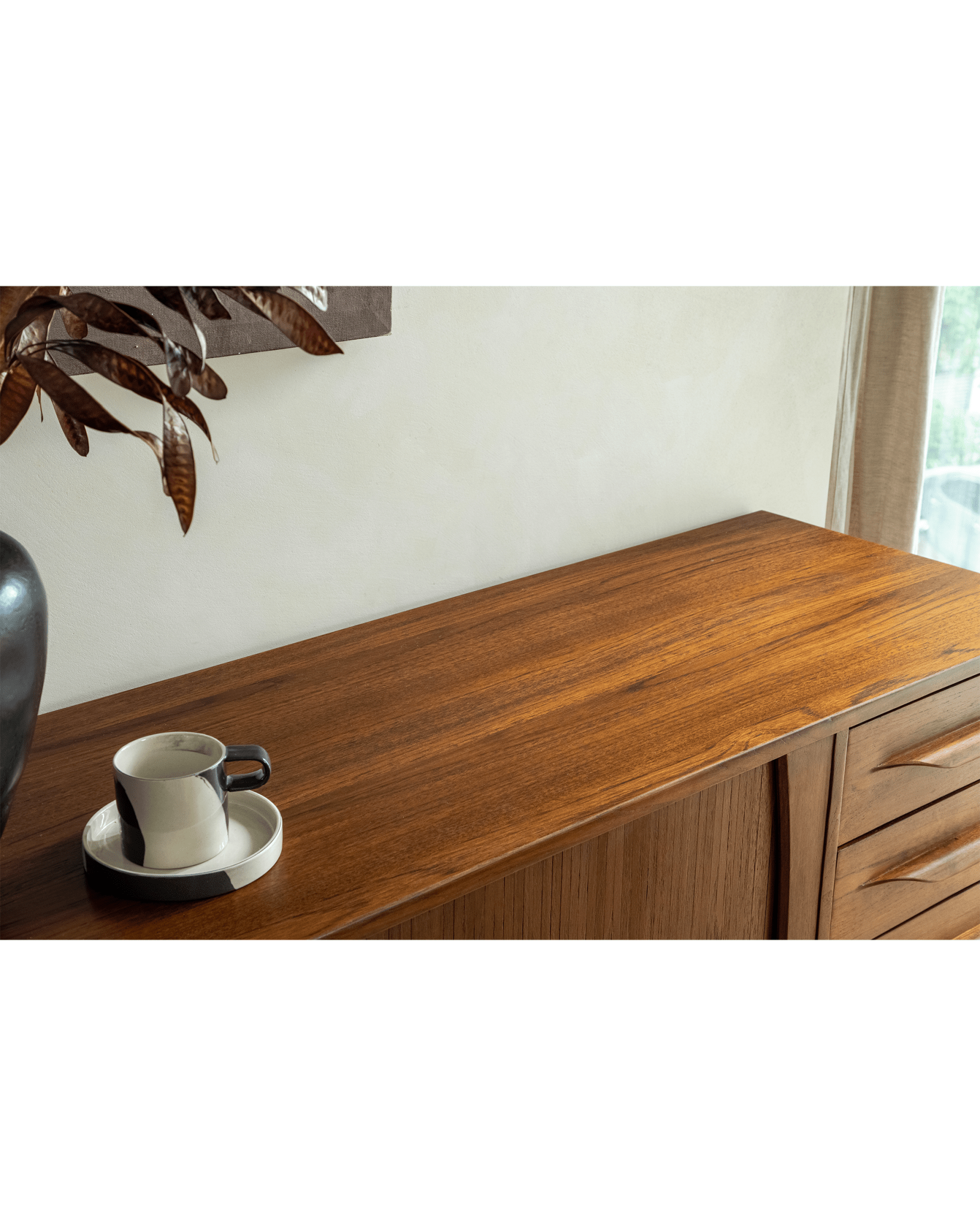 NO.424 Venice Sideboard - ZM Home