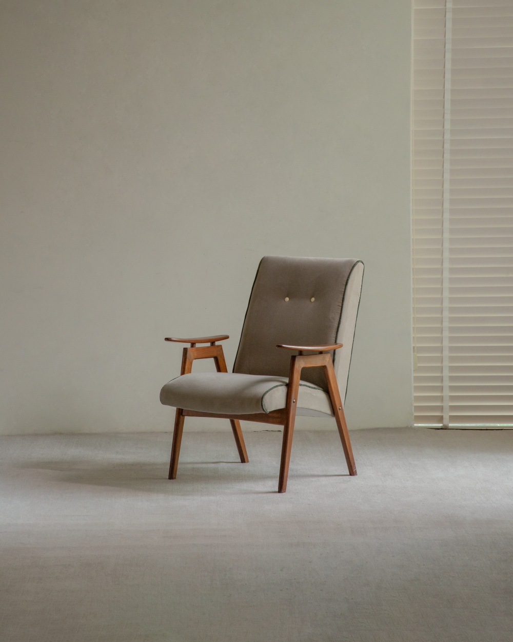 Jaroslav Šmídek Lounge chair