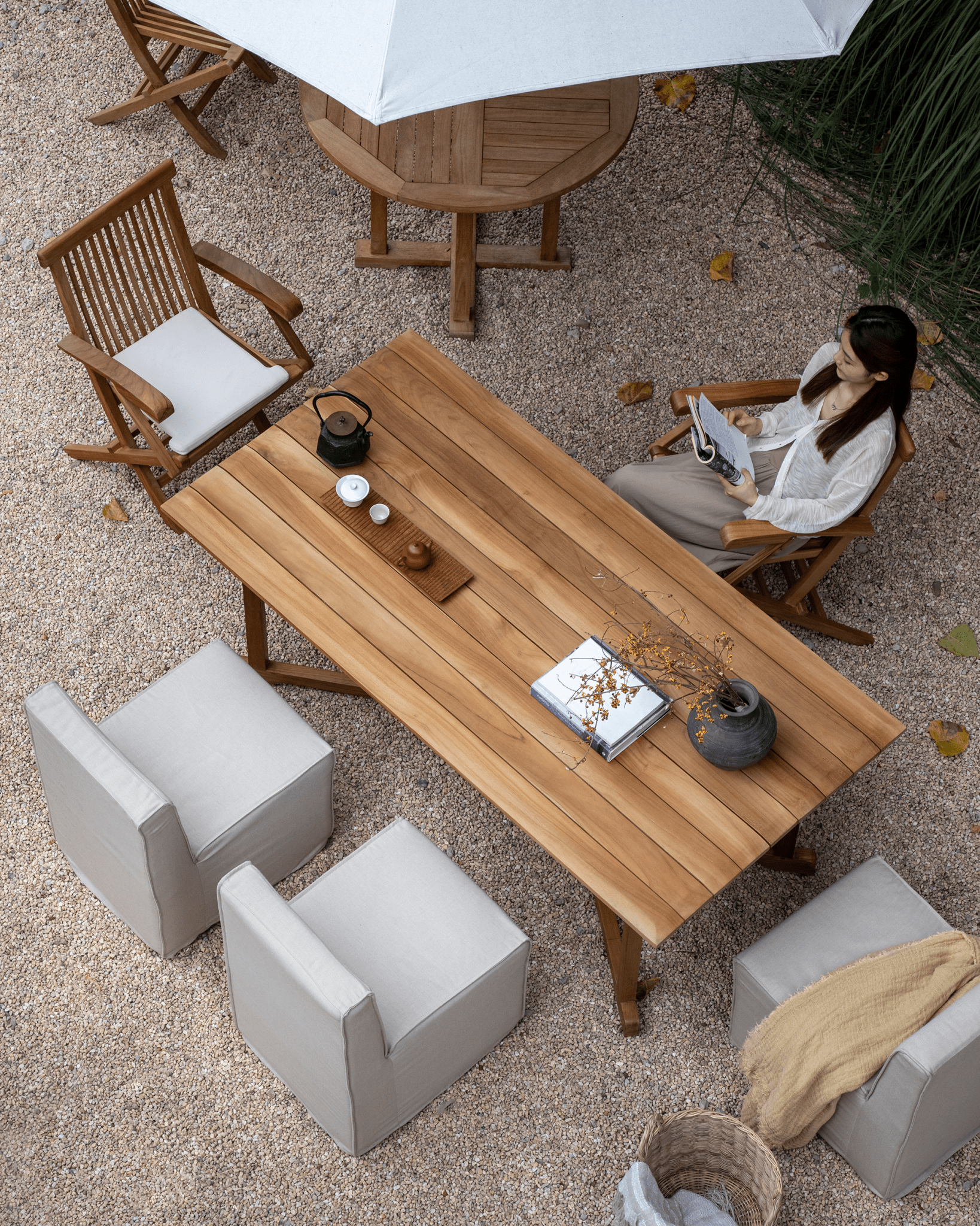 Tundra Caster Sofa Chair - ZM Home