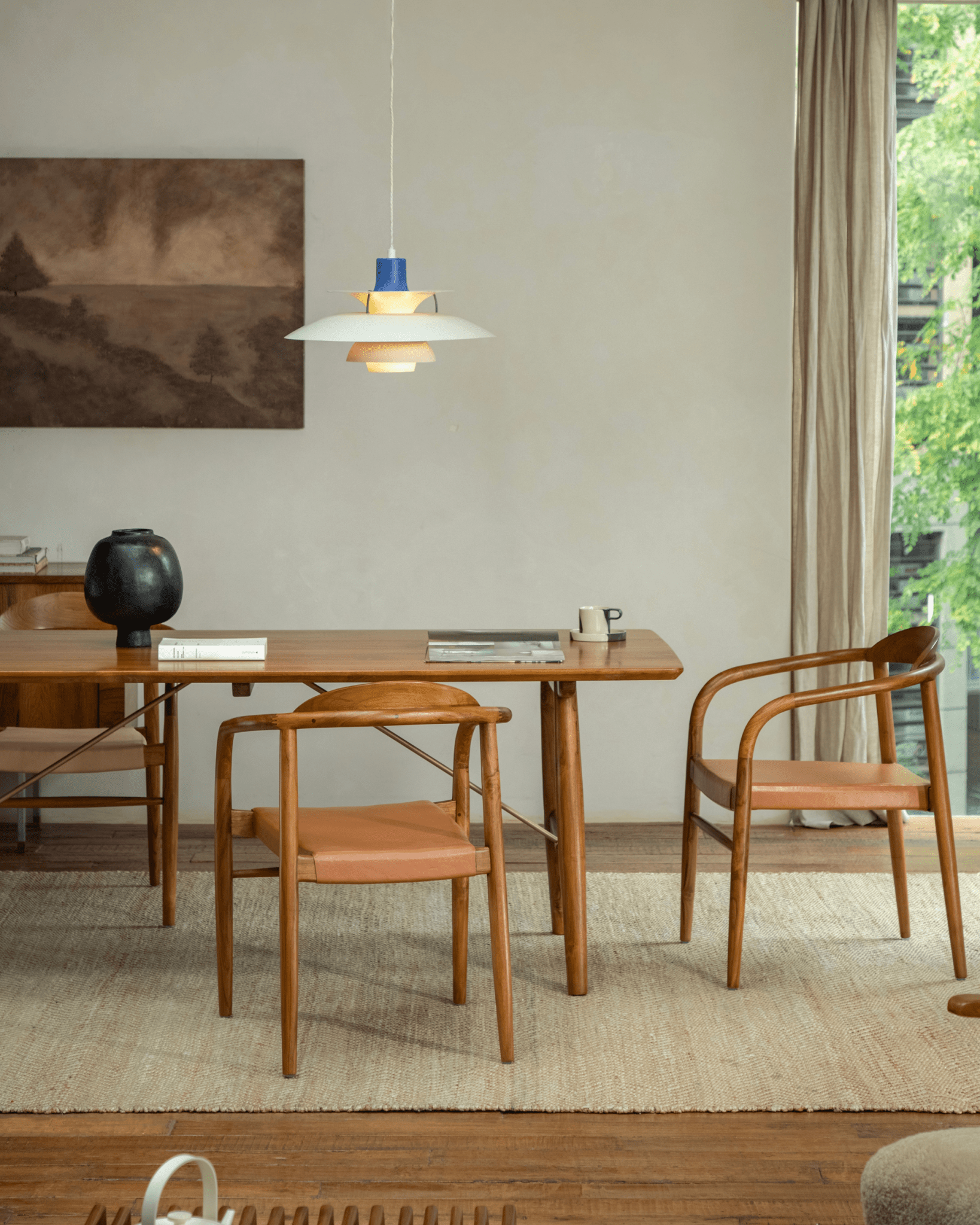 Crescent Leather Chair - ZM Home