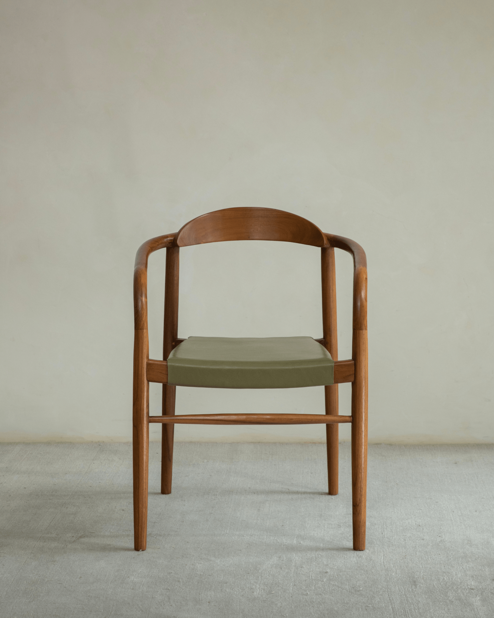 Crescent Leather Chair - ZM Home