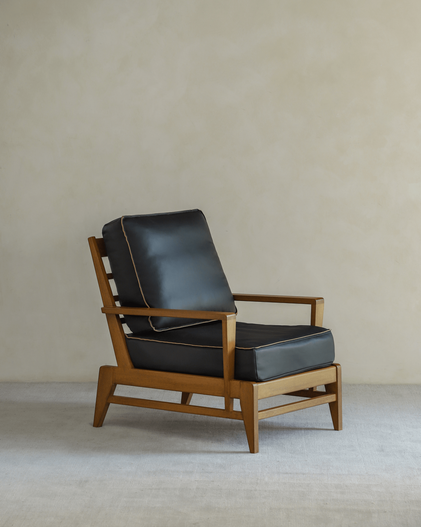Rene Leather Lounge Chair - ZM Home