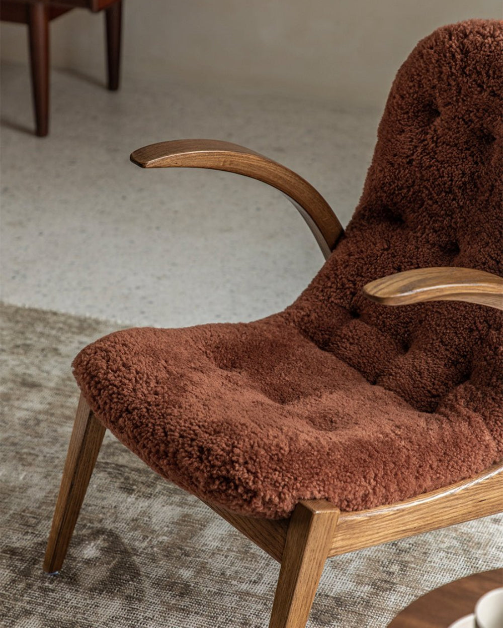 Arc Shearling Lounge Chair - ZM Home