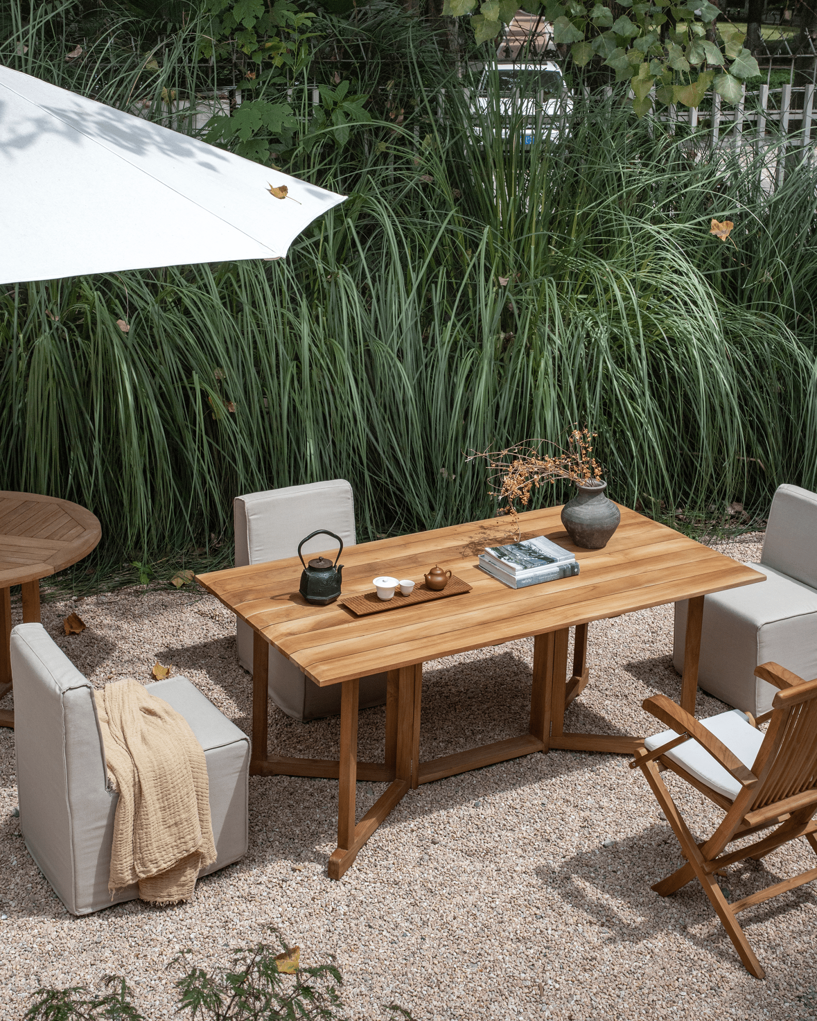 Tundra Caster Sofa Chair - ZM Home