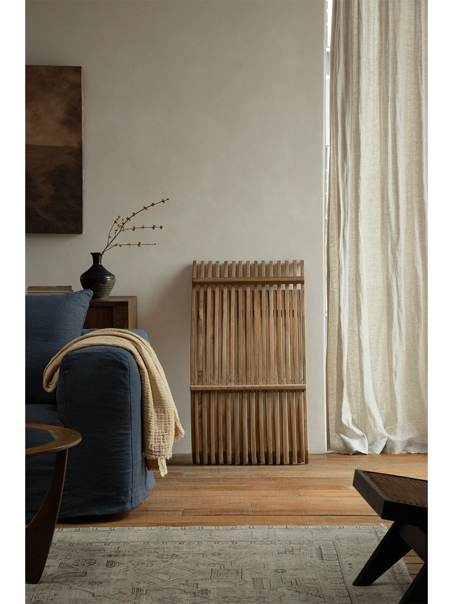 Oly Lounge Chair - Foldable wooden design, modern interior setting, for indoor and outdoor comfort and style