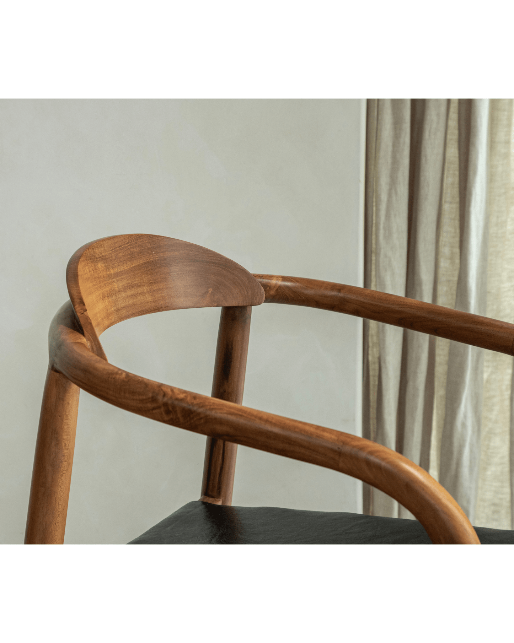 Crescent Leather Chair - ZM Home