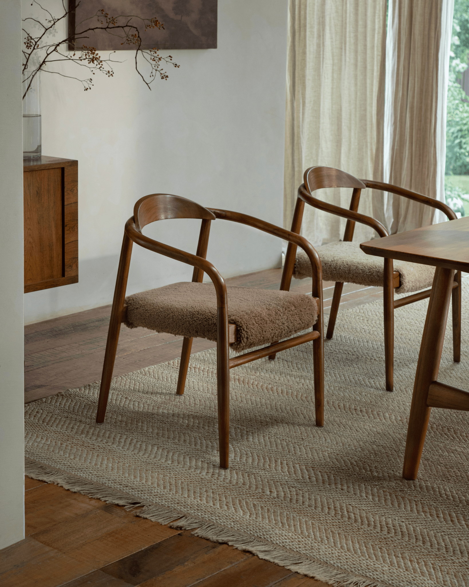 Crescent Shearling Chair - ZM Home
