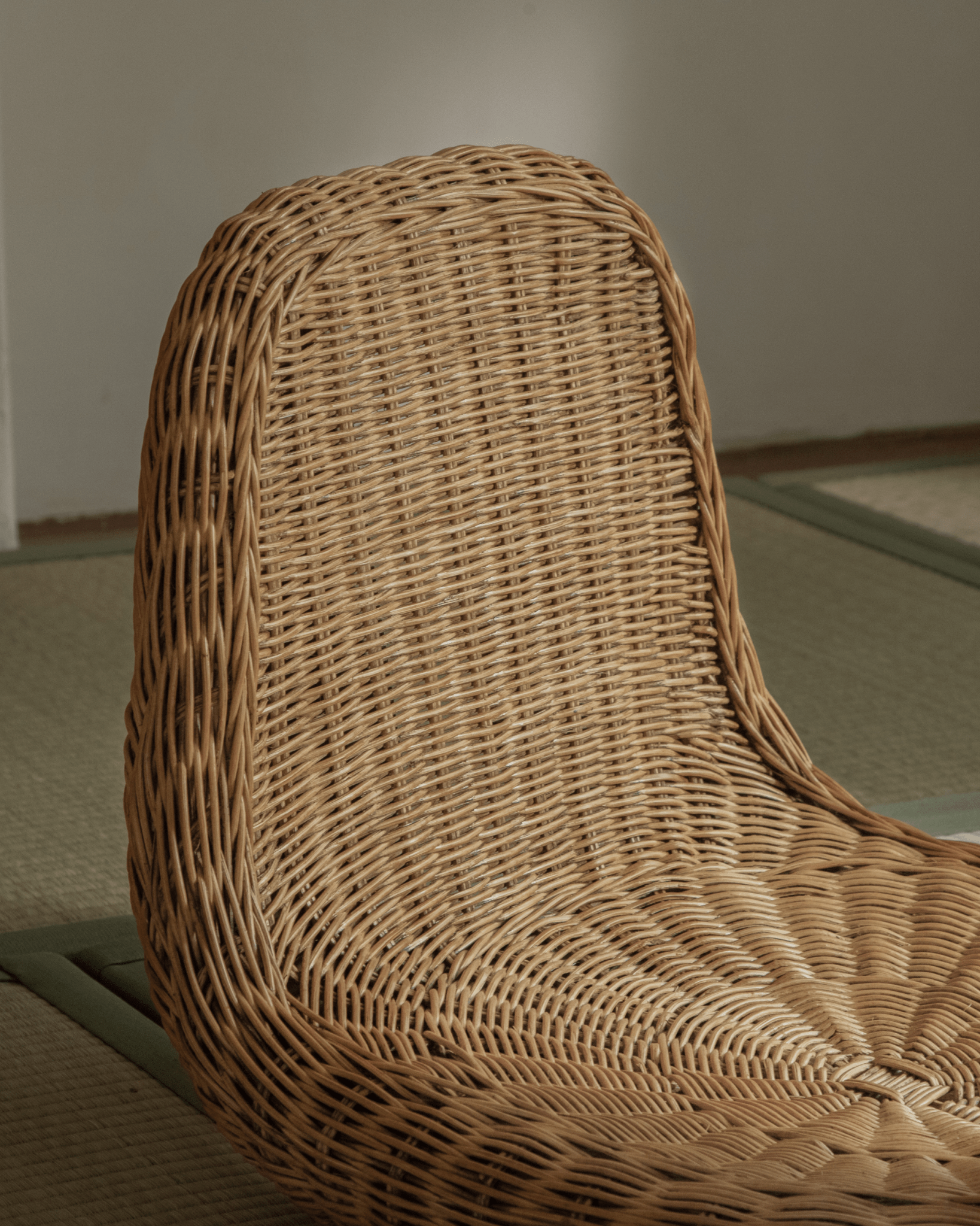Lotus Tatami Set rattan chair detail, handwoven with natural rattan for zen tea room