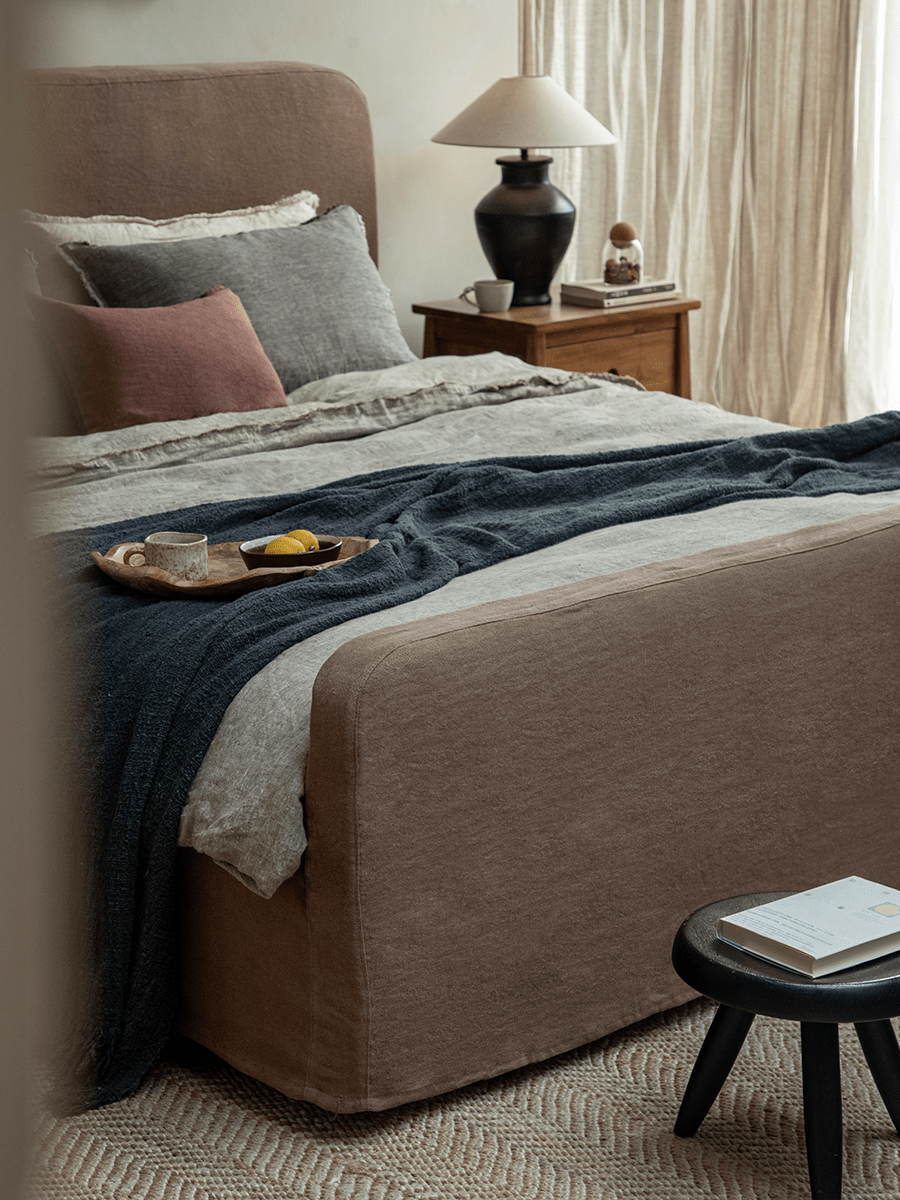 Guni Slipcover Linen Bed - ZM Home