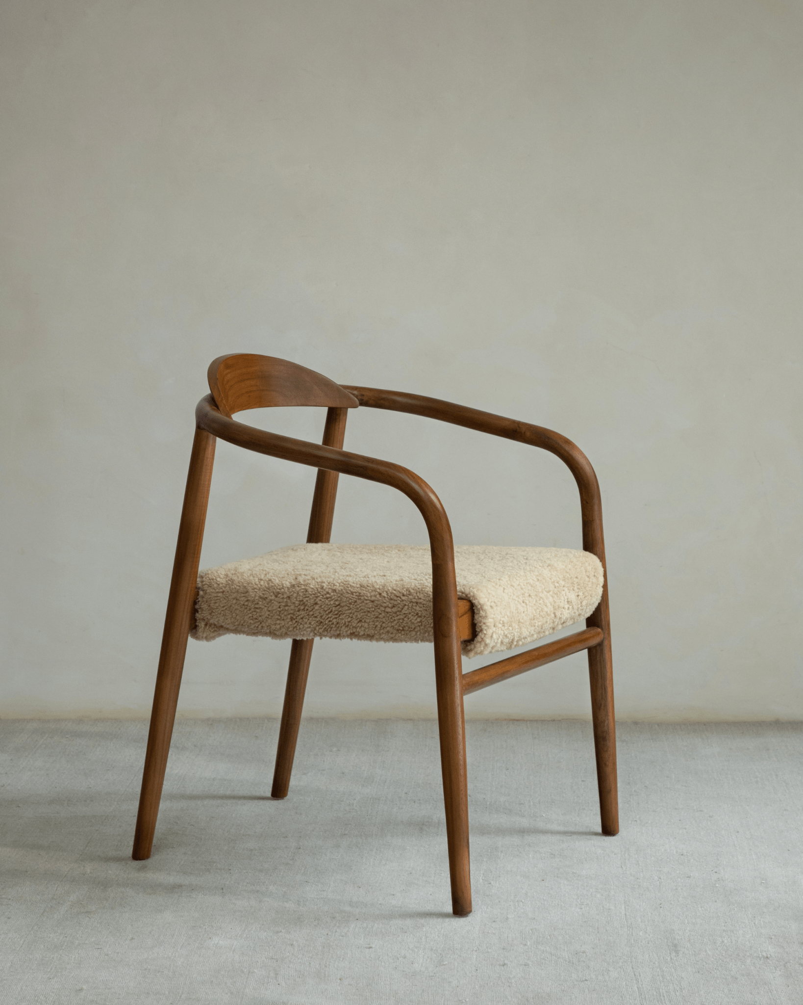 Crescent Shearling Chair - ZM Home