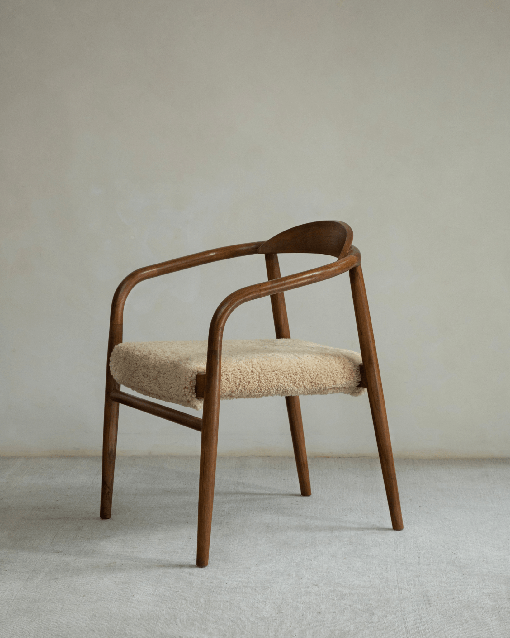 Crescent Shearling Chair - ZM Home