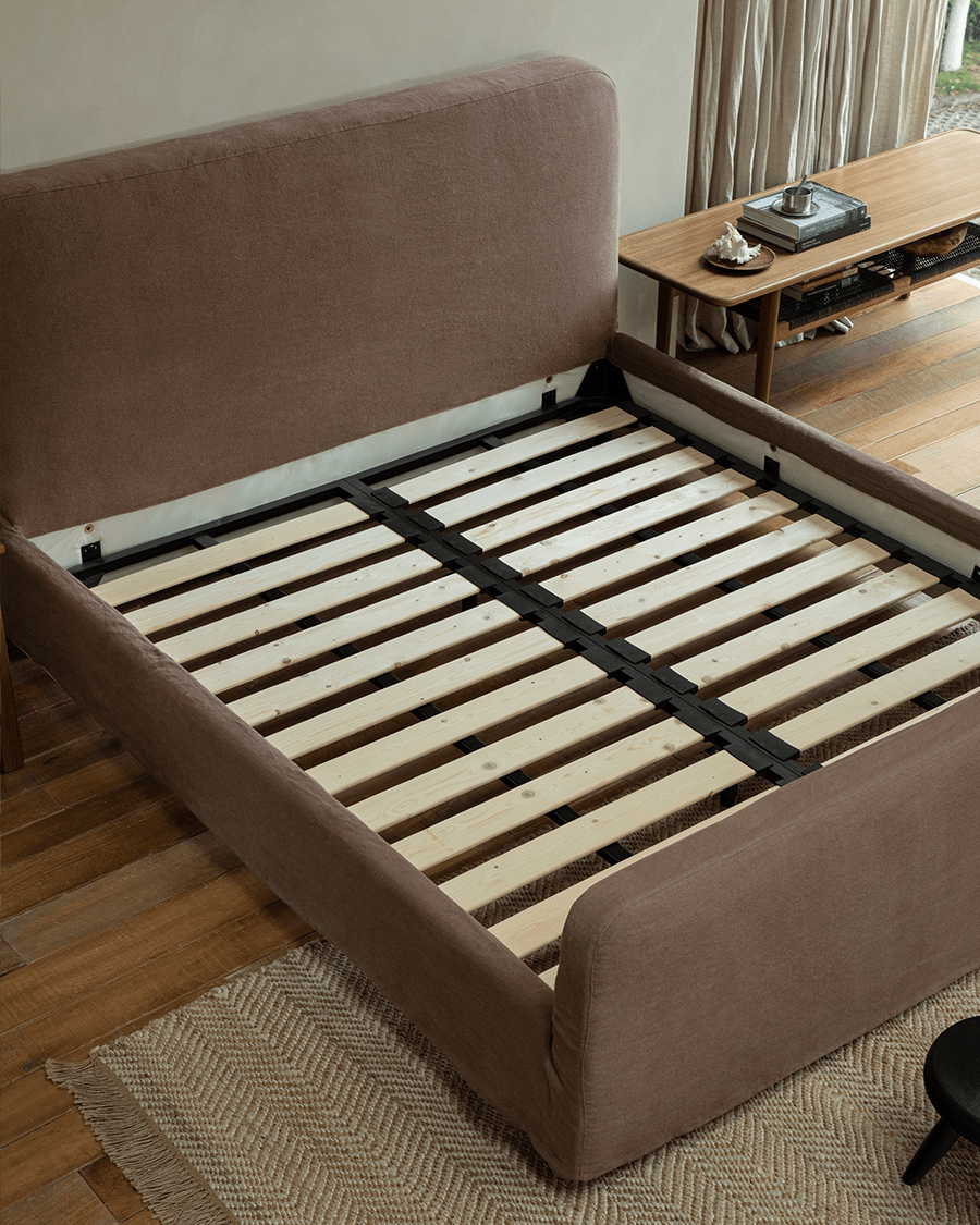 Guni Slipcover Linen Bed - ZM Home