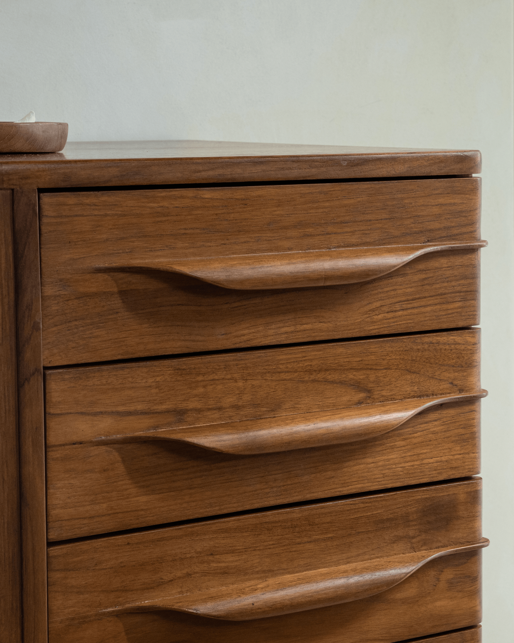 NO.424 Venice Sideboard - ZM Home