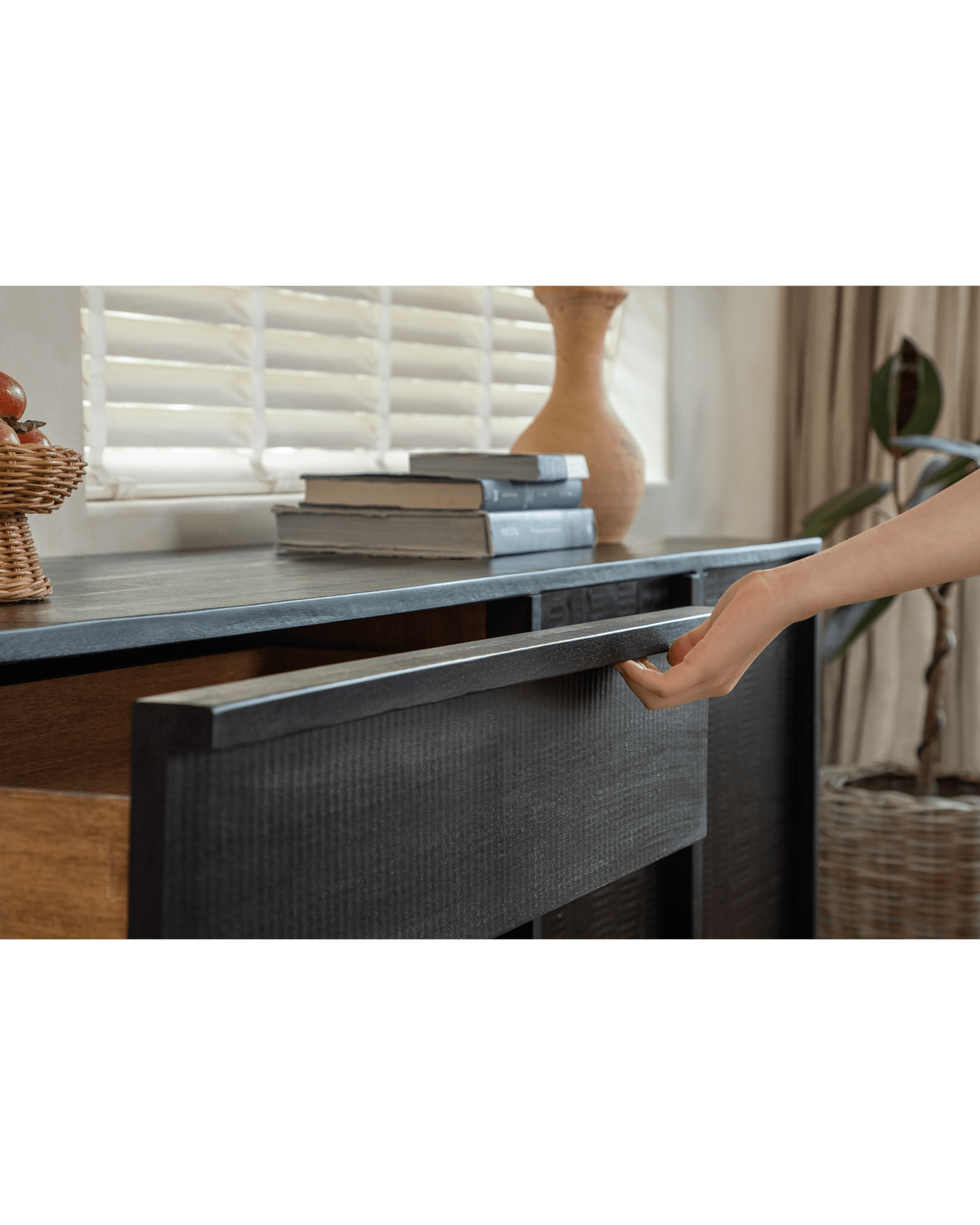 NO.32 Black Sideboard - ZM Home