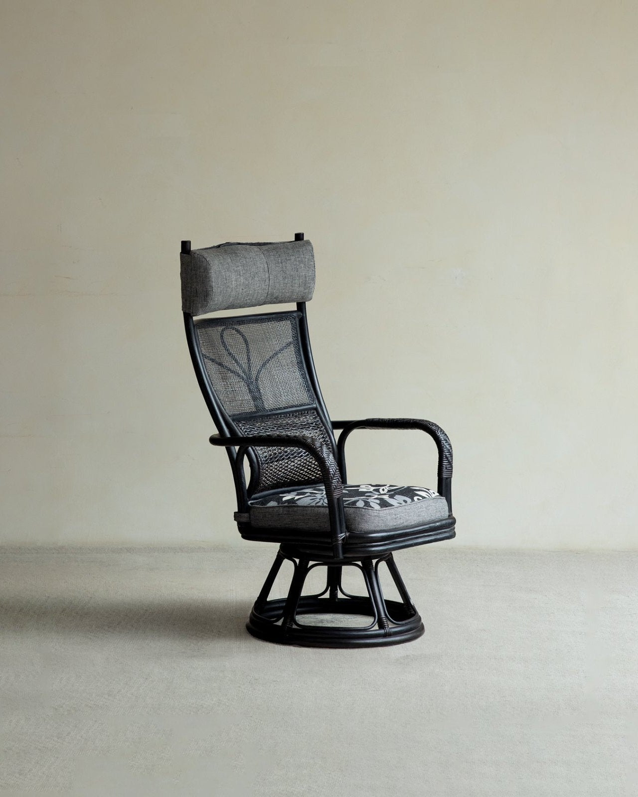 Gakusha Rattan Swivel Chair - ZM Home