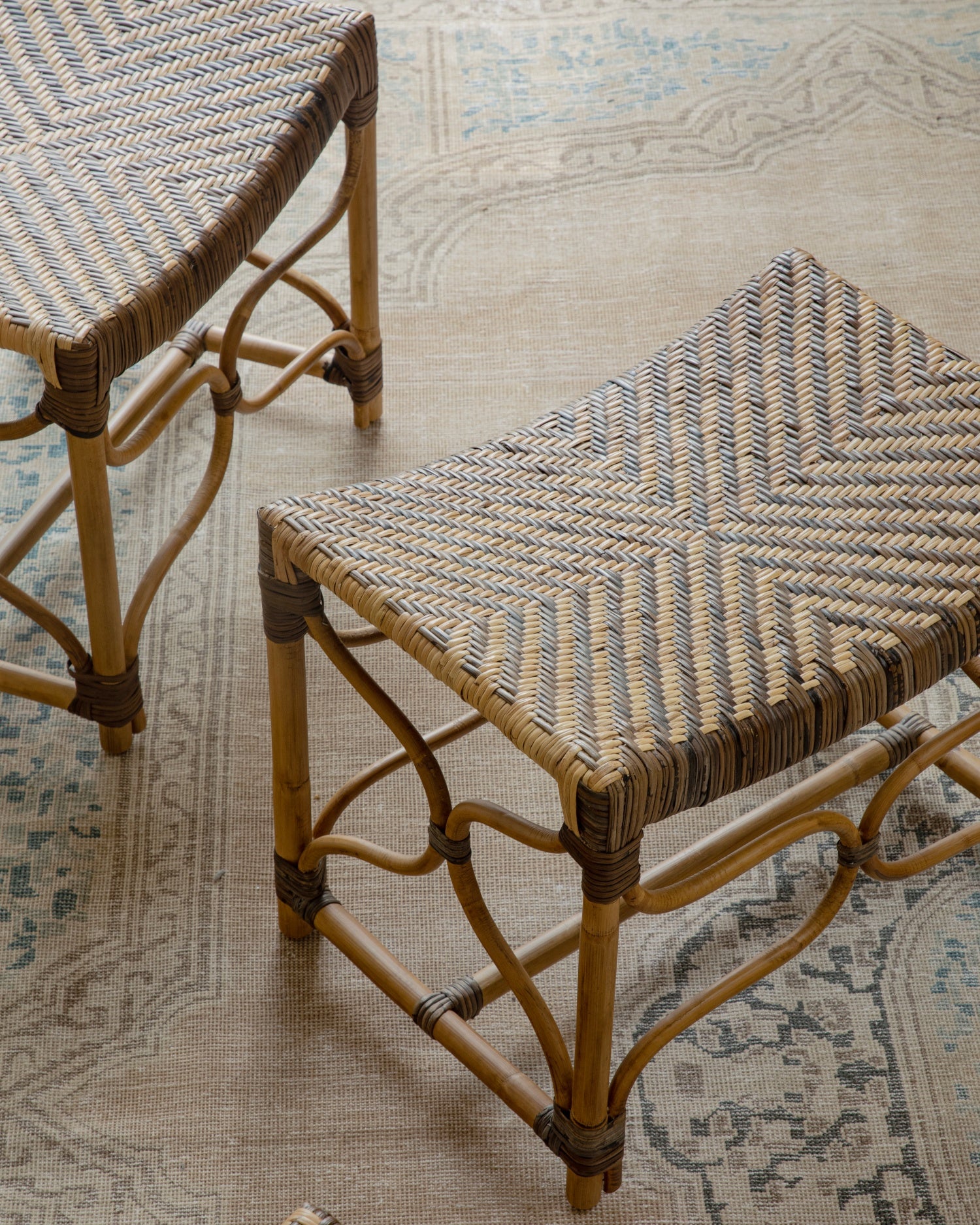 Melange stool in natural manau rattan with woven seat, product detail