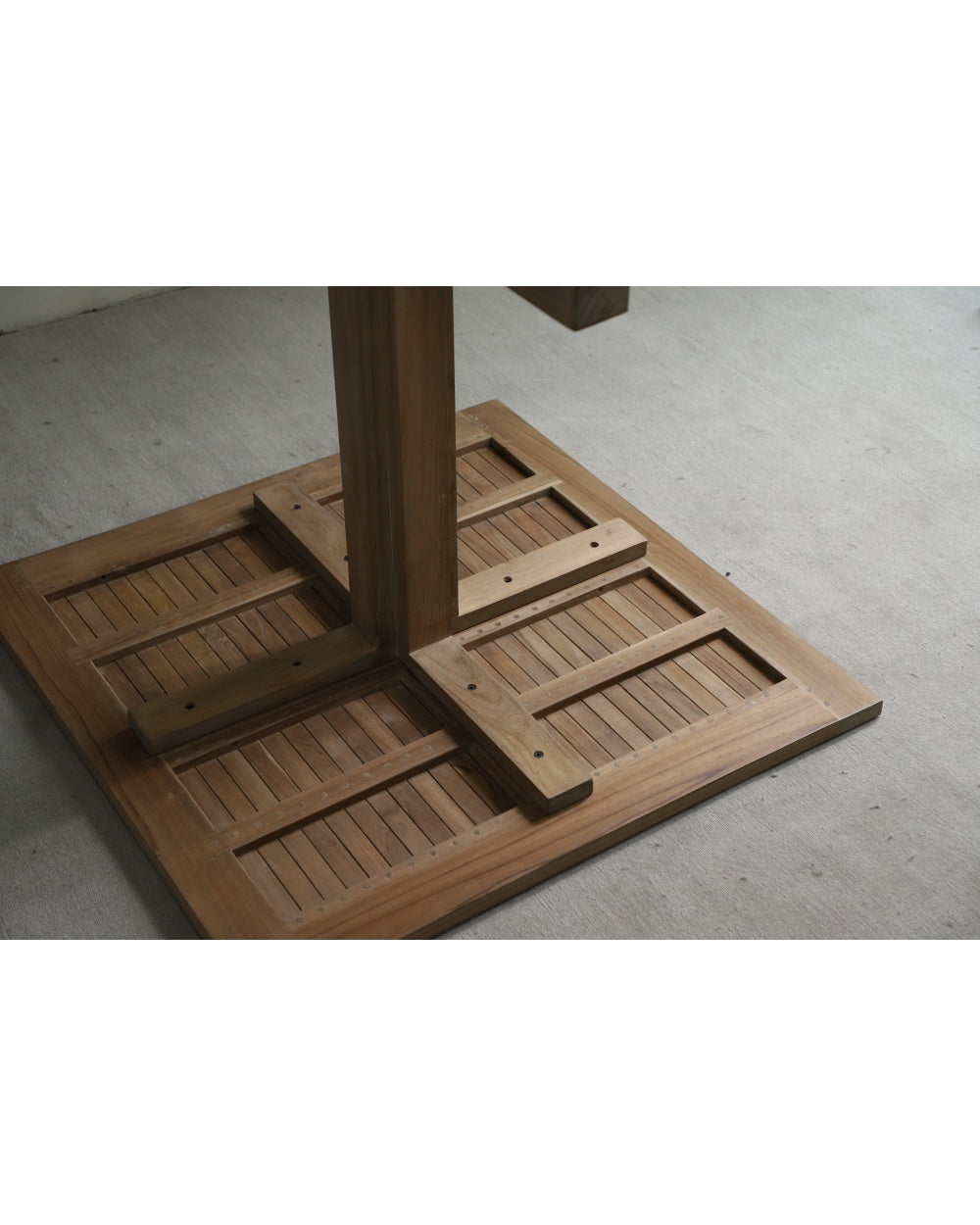 Felix Outdoor Square Table