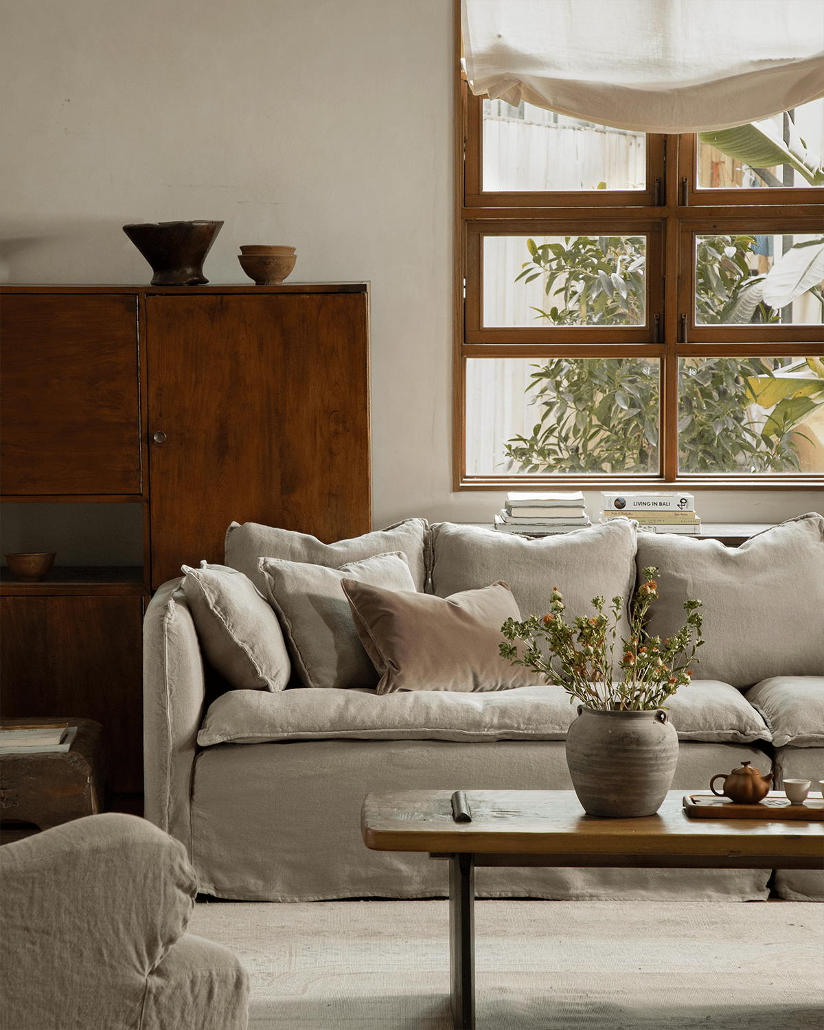 Camille Sectional Sofa - ZM Home