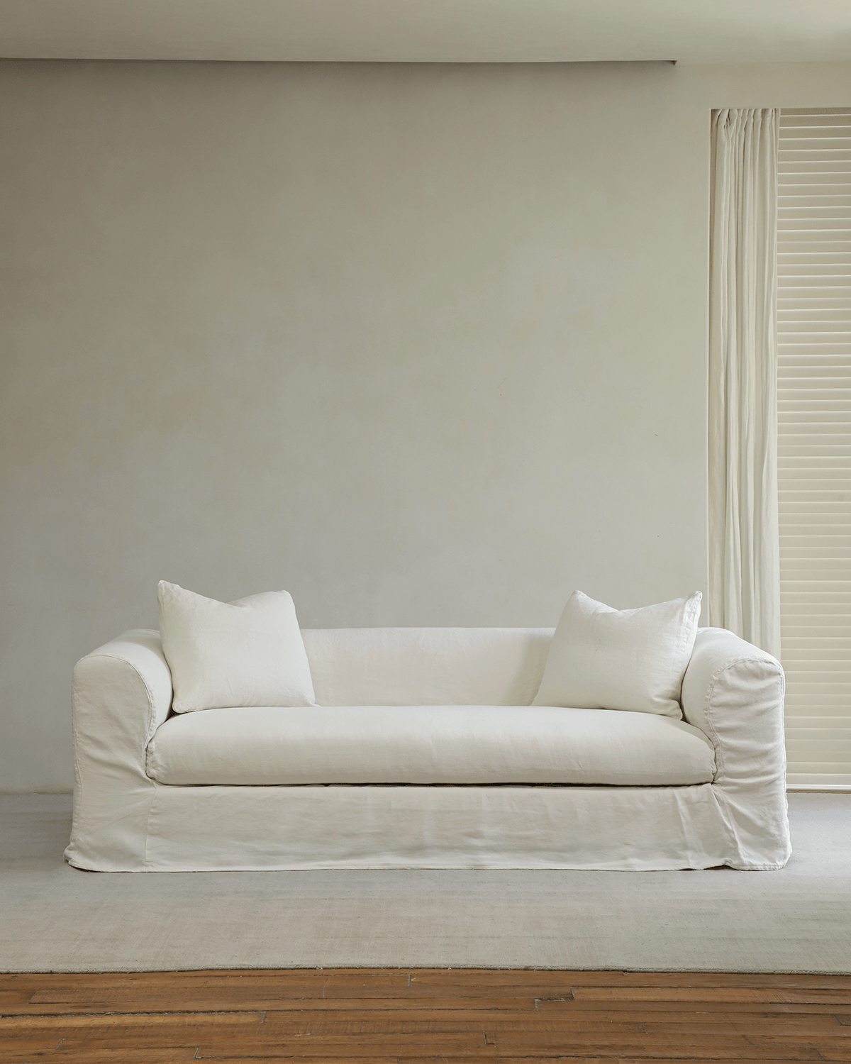 Charlotte Sofa - ZM Home