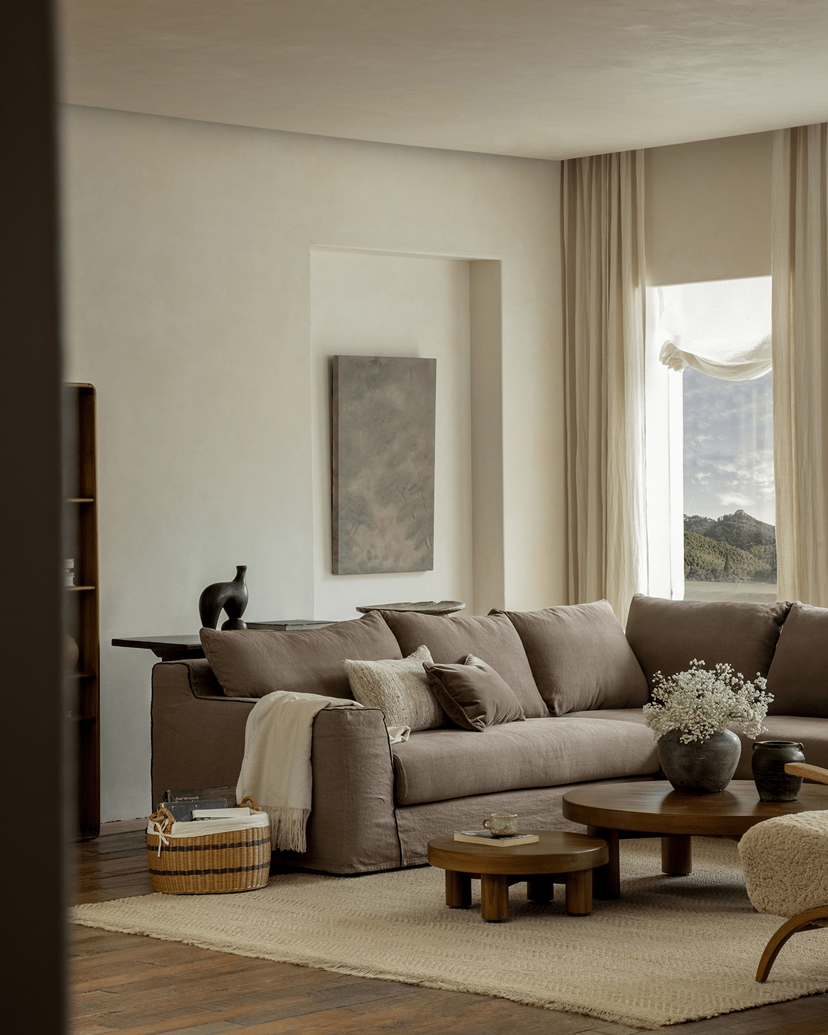 Noa Sectional Sofa - ZM Home