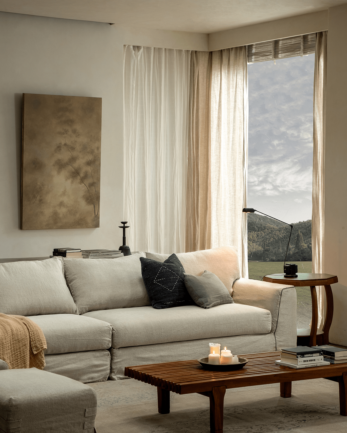 Noa Sectional Sofa - ZM Home