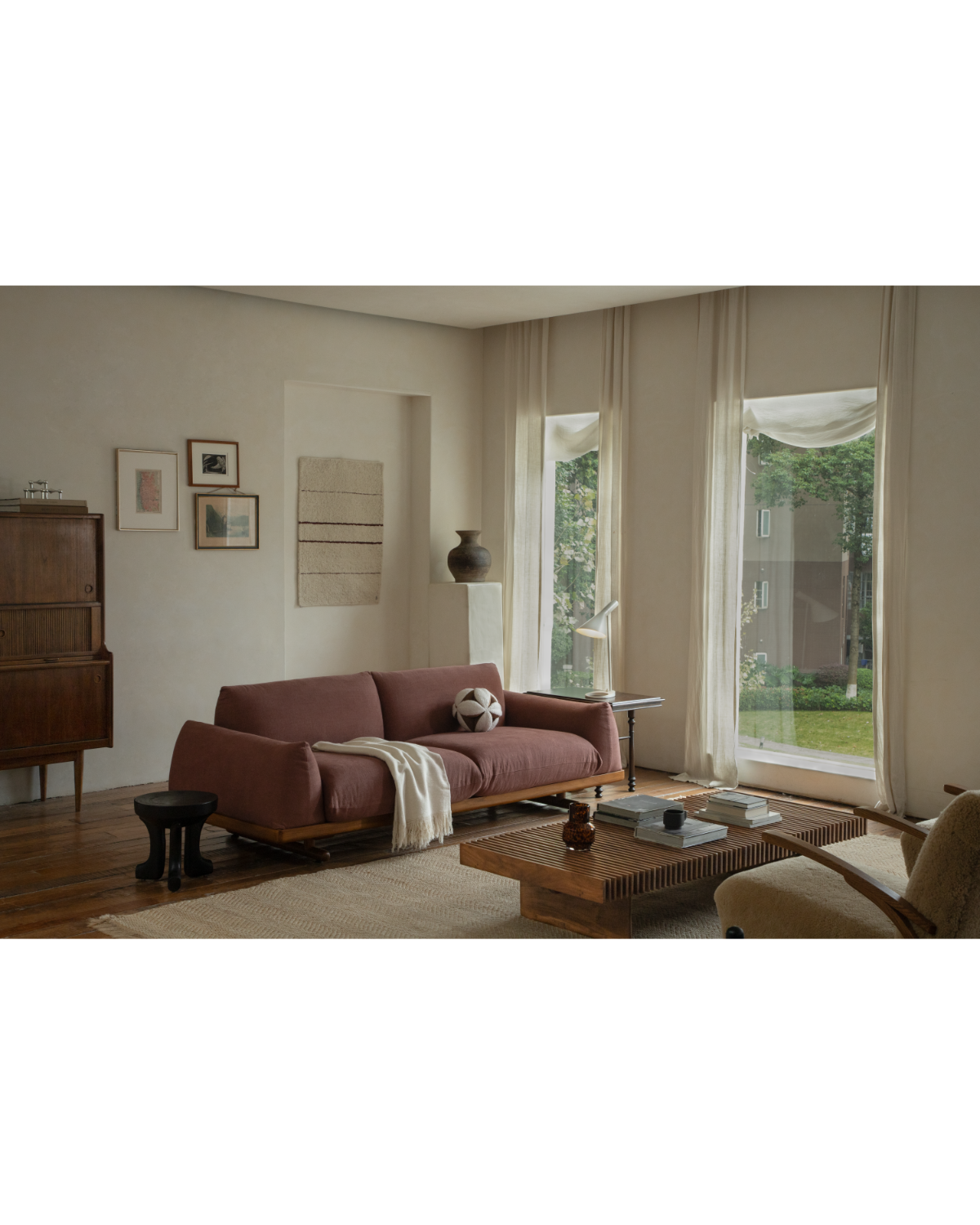 Adrian Sofa
