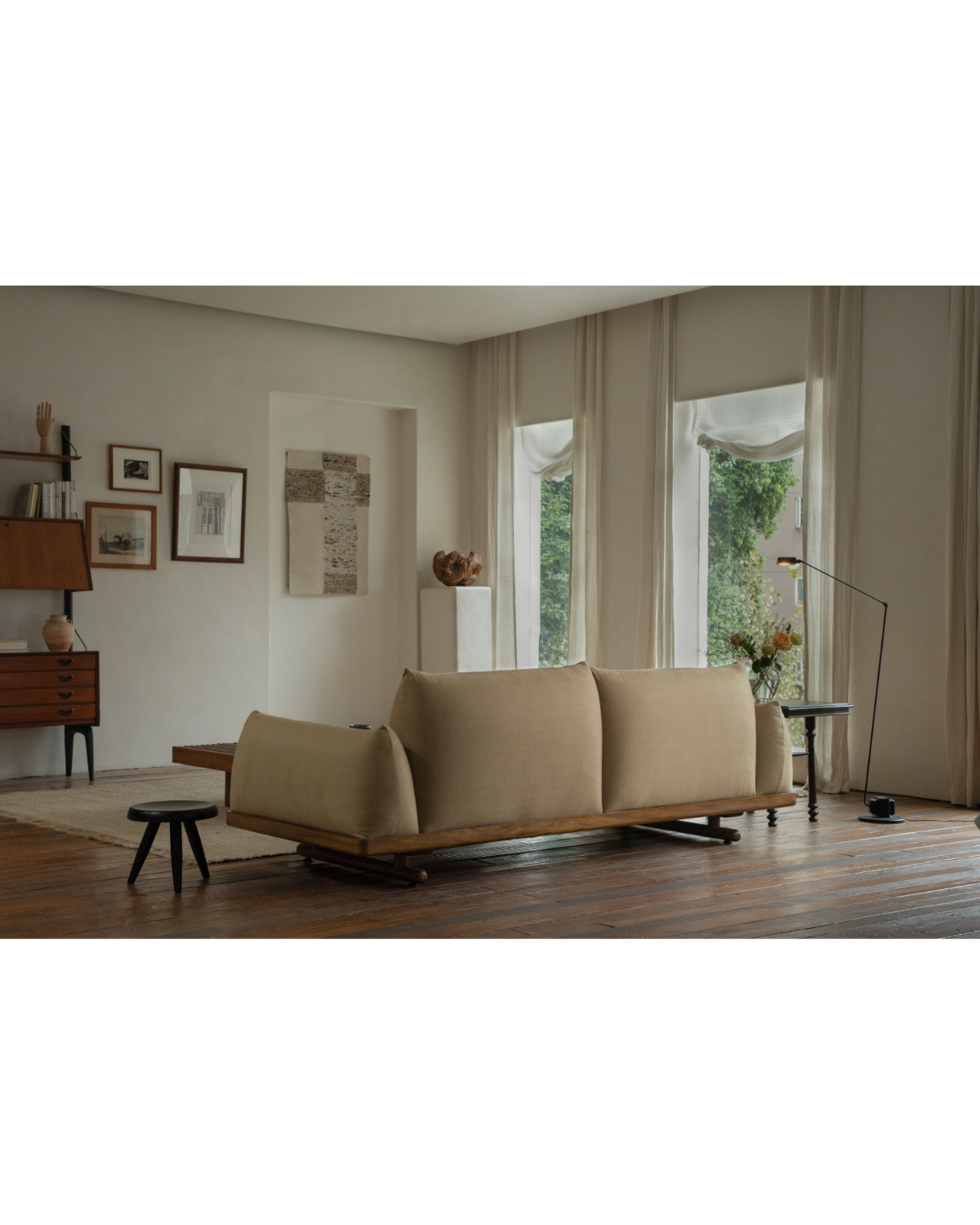 Adrian Sofa
