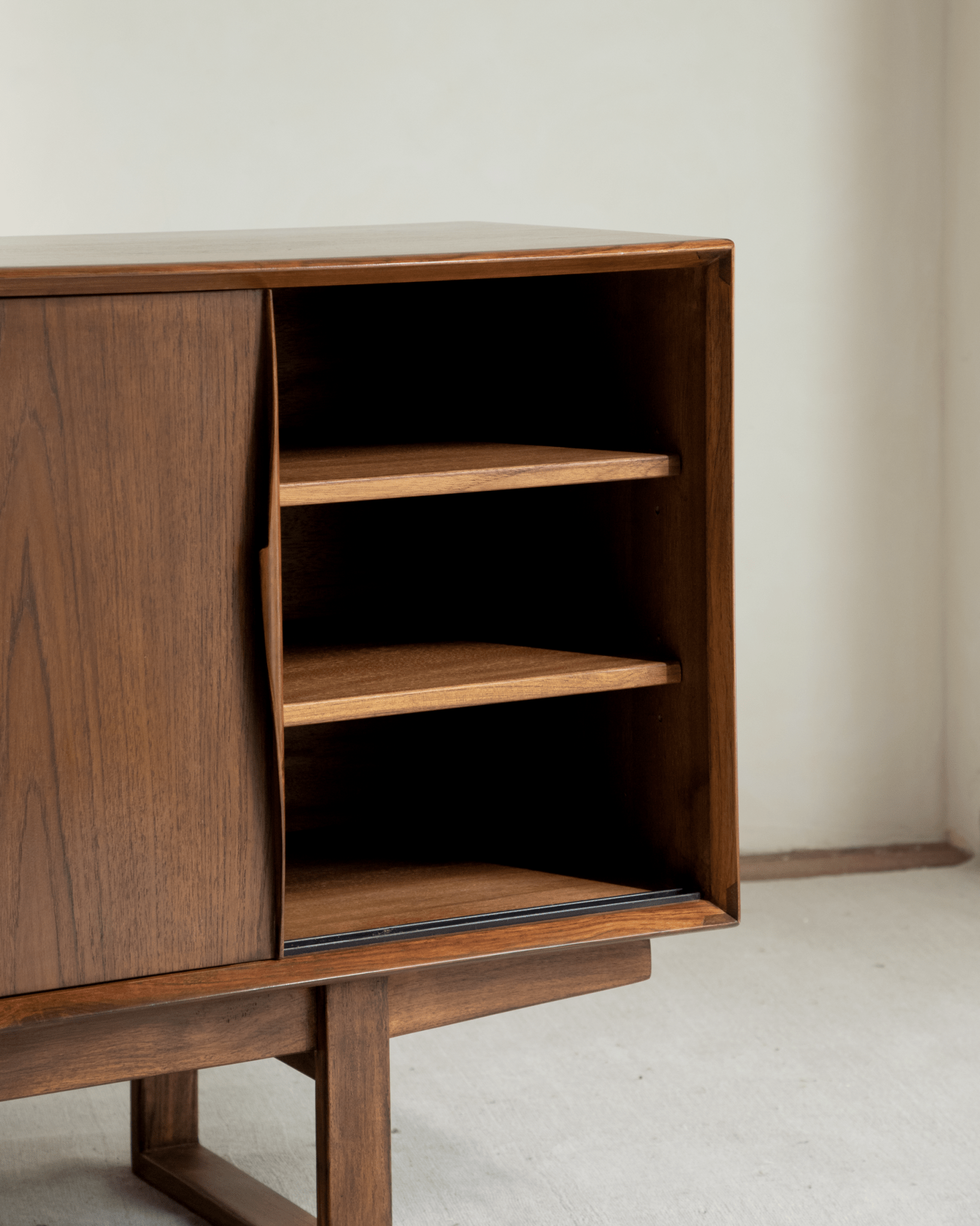 No.454 Sideboard - ZM Home