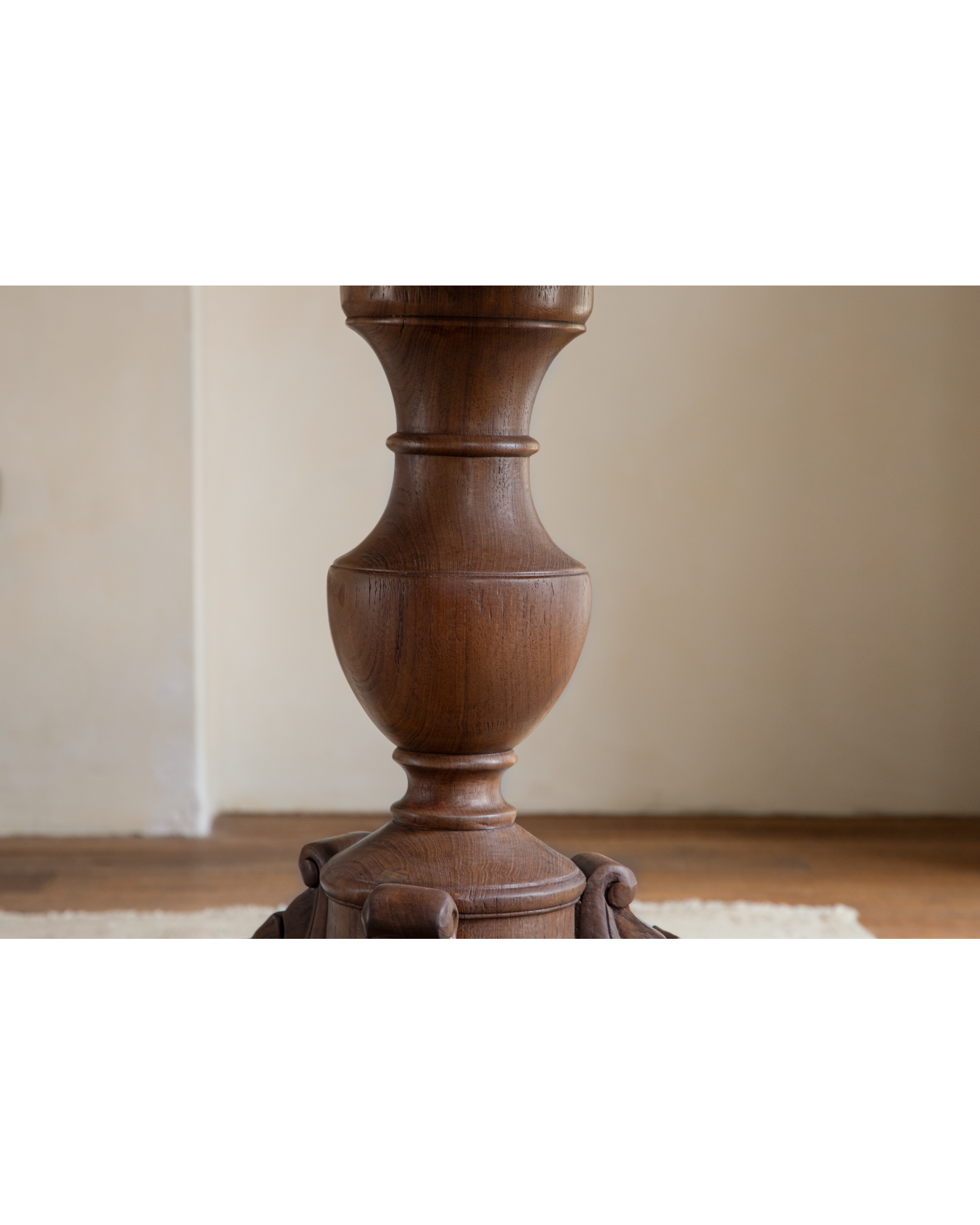 Roma Round Table
