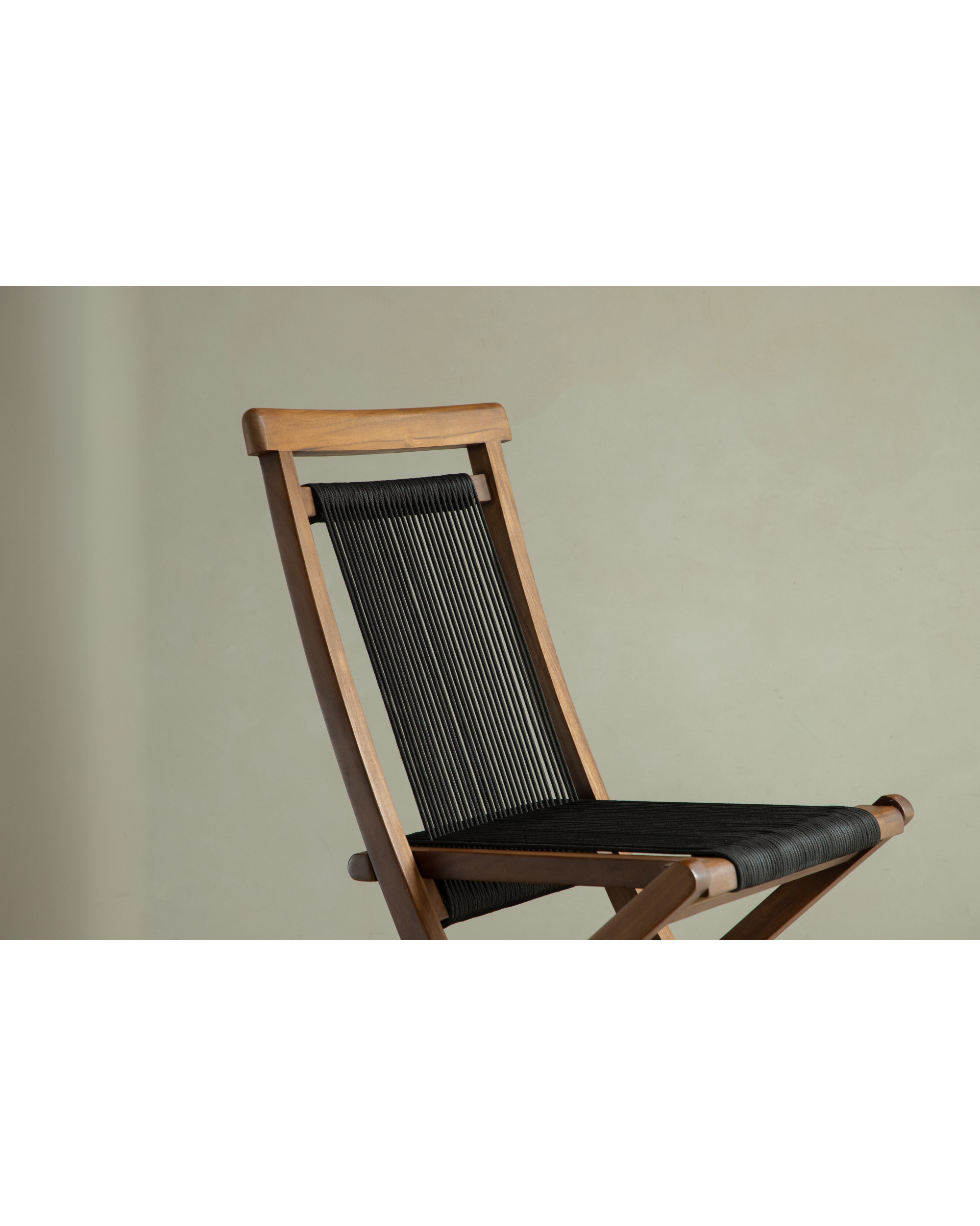 Elias Folding Chair