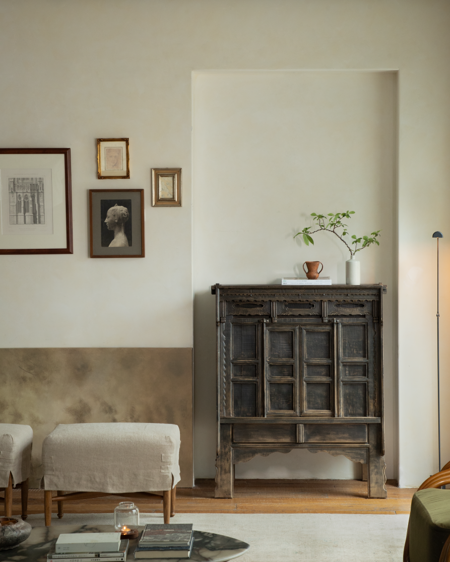 Chinese Black Cabinet