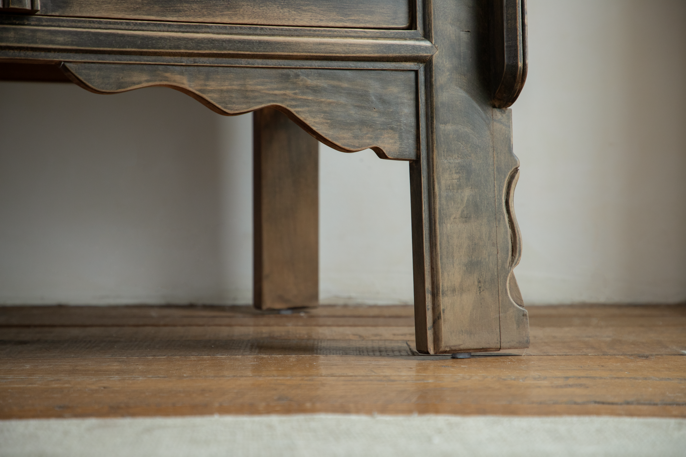 Chinese Vintage Cabinet