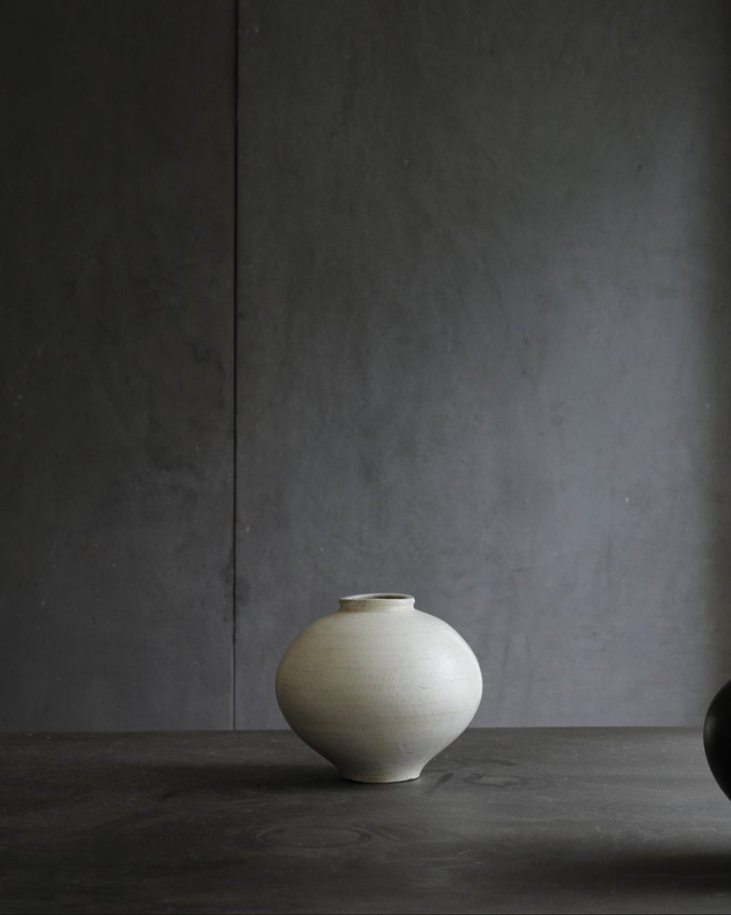 White ceramic sphere vase for home decor, minimalist design, ceramic vase