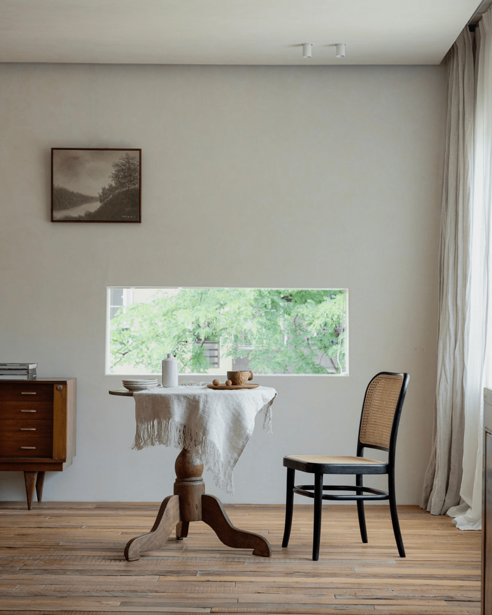 NO.811 Chair in black frame, rattan weaving, dining room decor