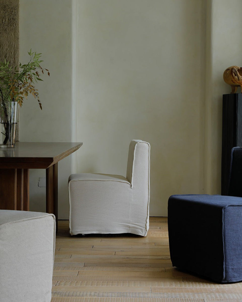 Castor Slipcover Sofa Chair - ZM Home