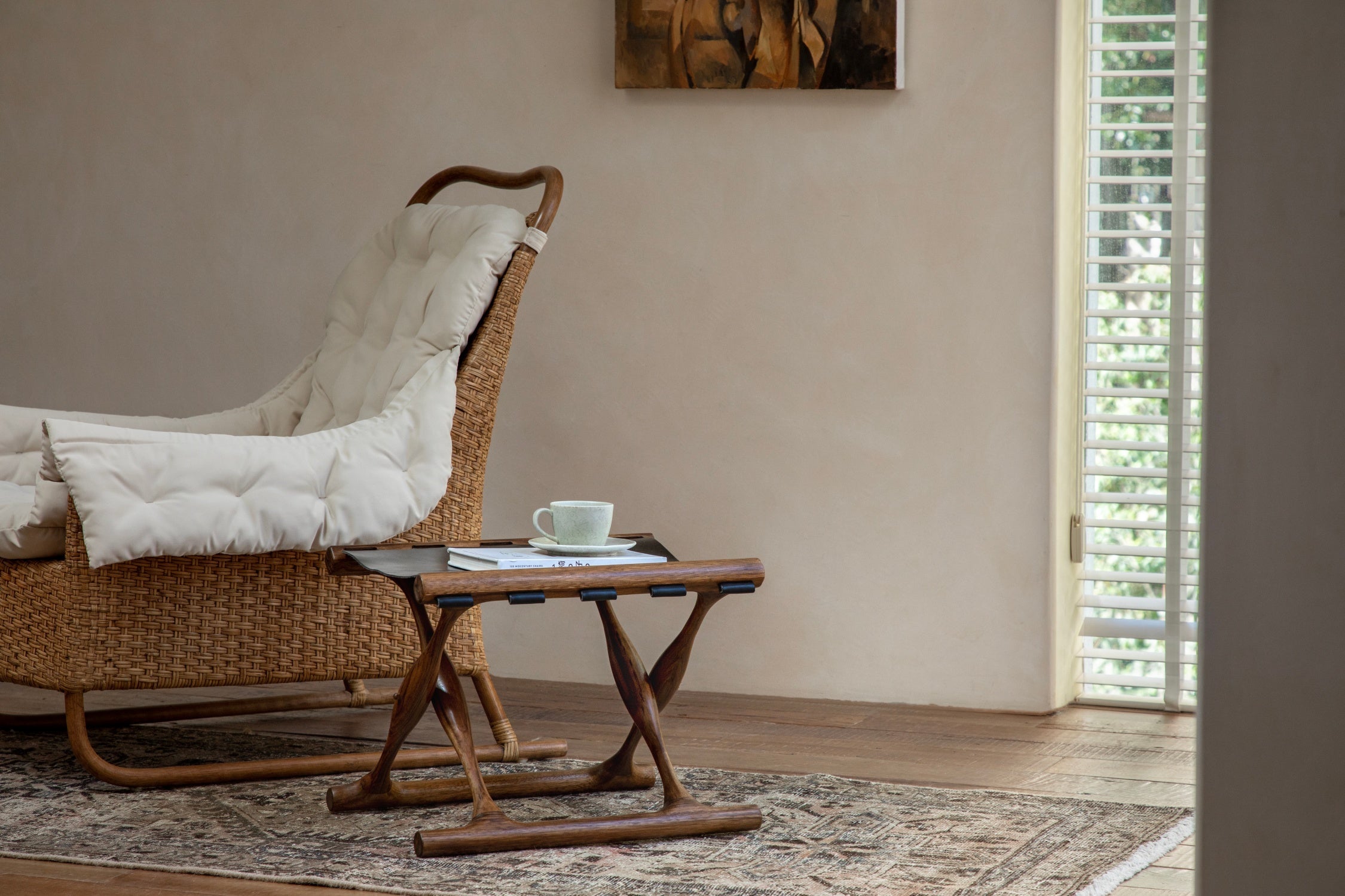 Backless vs Backed Kitchen Stools: Which Is Best for Your Space?