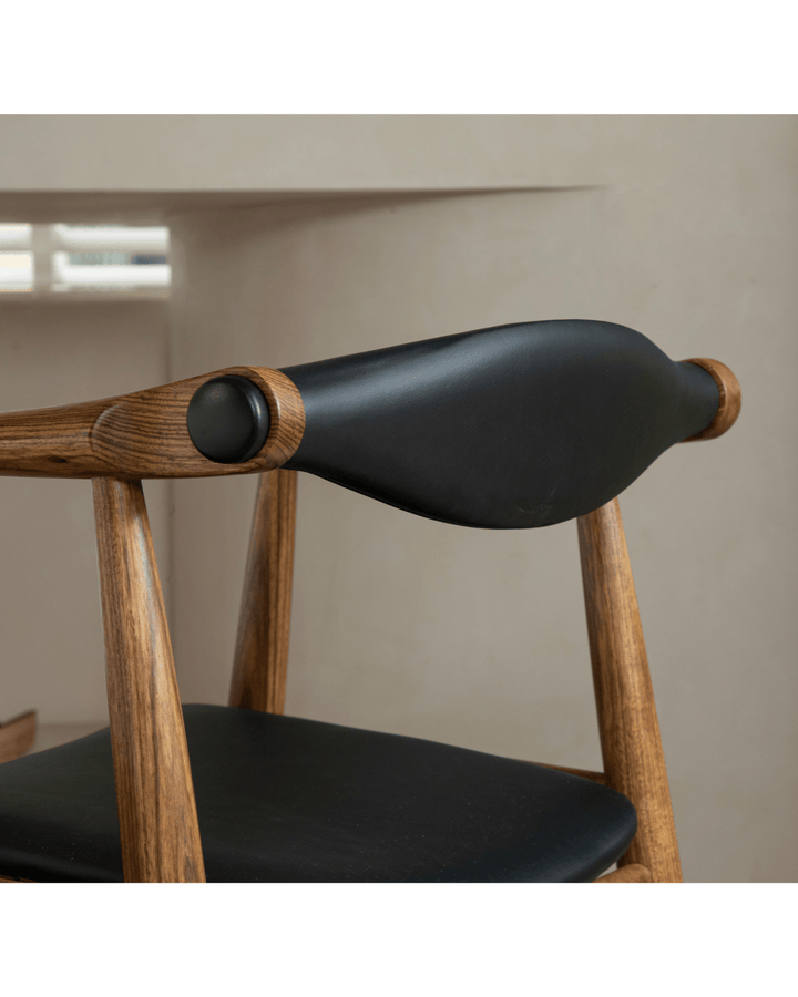 CH34 Yoke Chair - ZM Home
