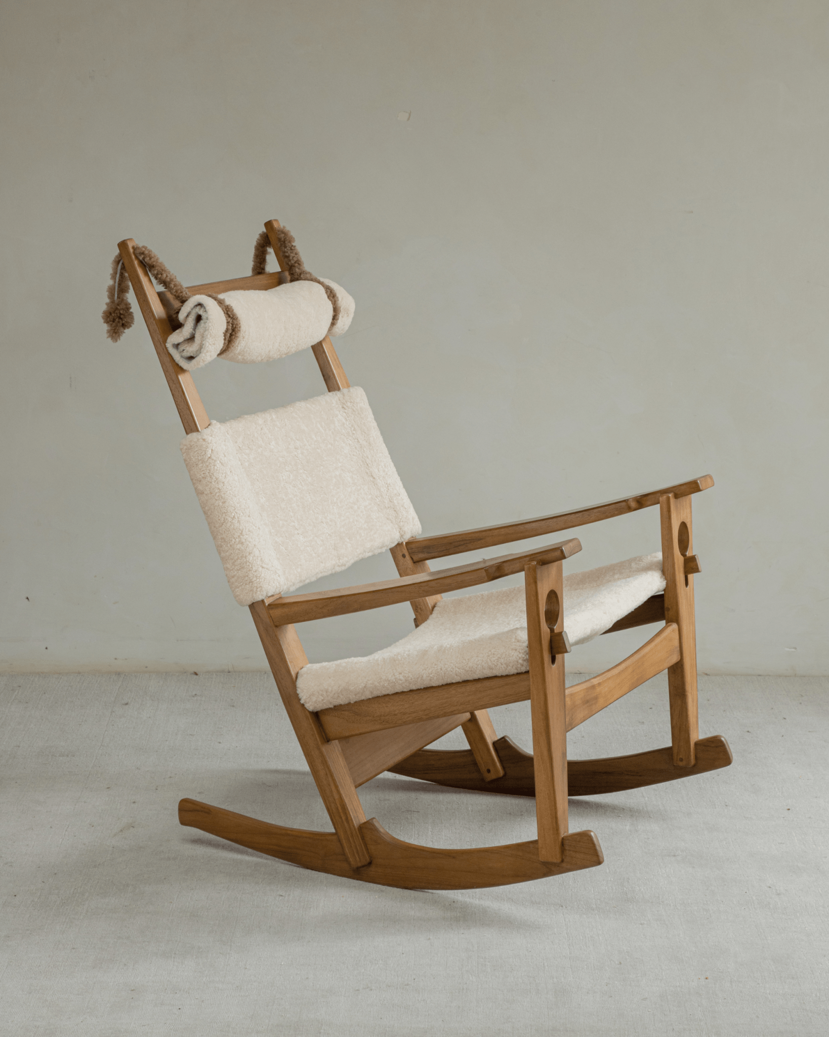 Hans Rocking Chair in Ivory Shearling - Danish design with teak frame and sleigh rockers