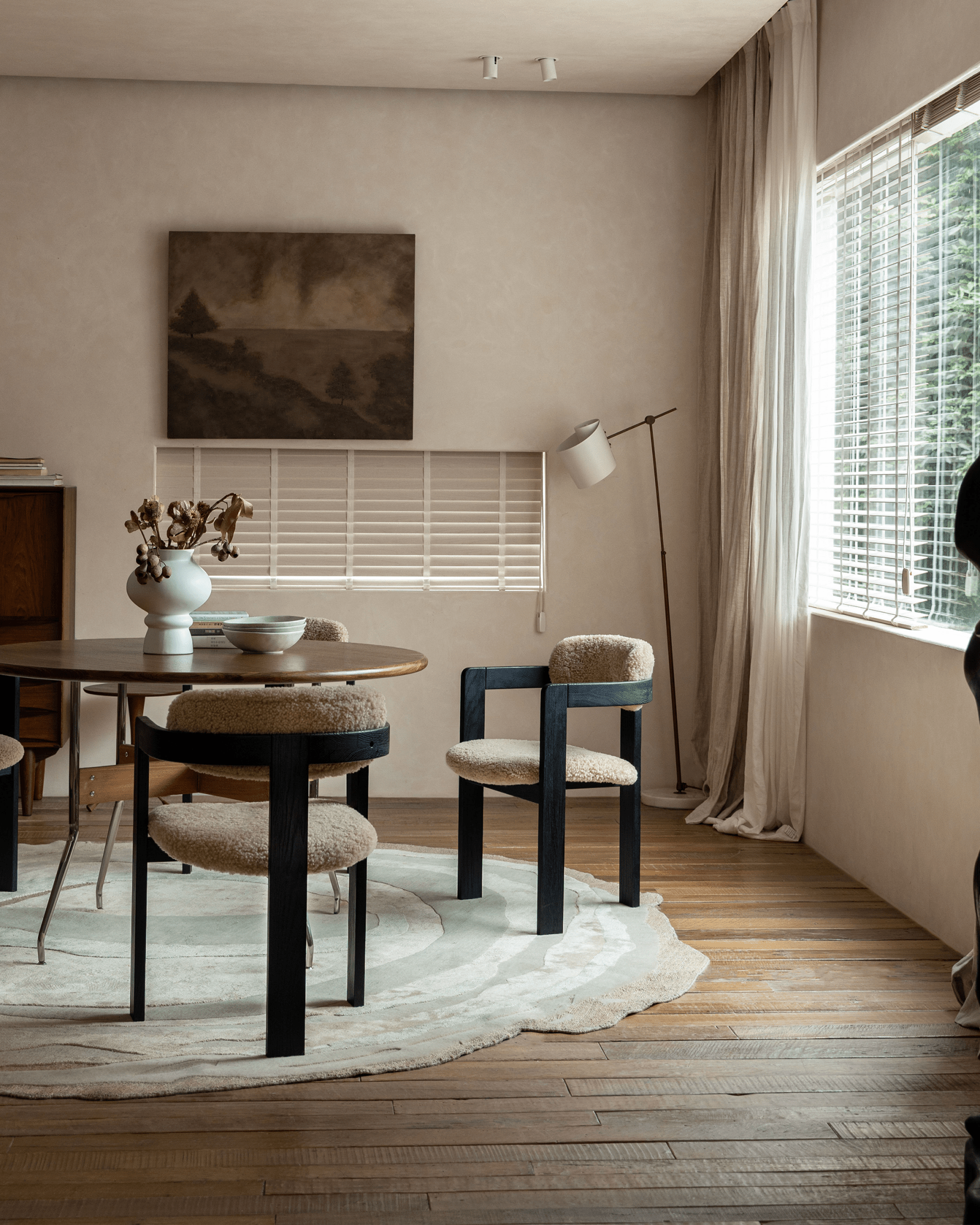 Pamplona Shearling Chair - ZM Home