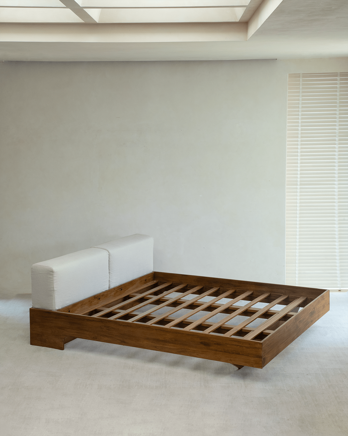 Matteo Bed - ZM Home